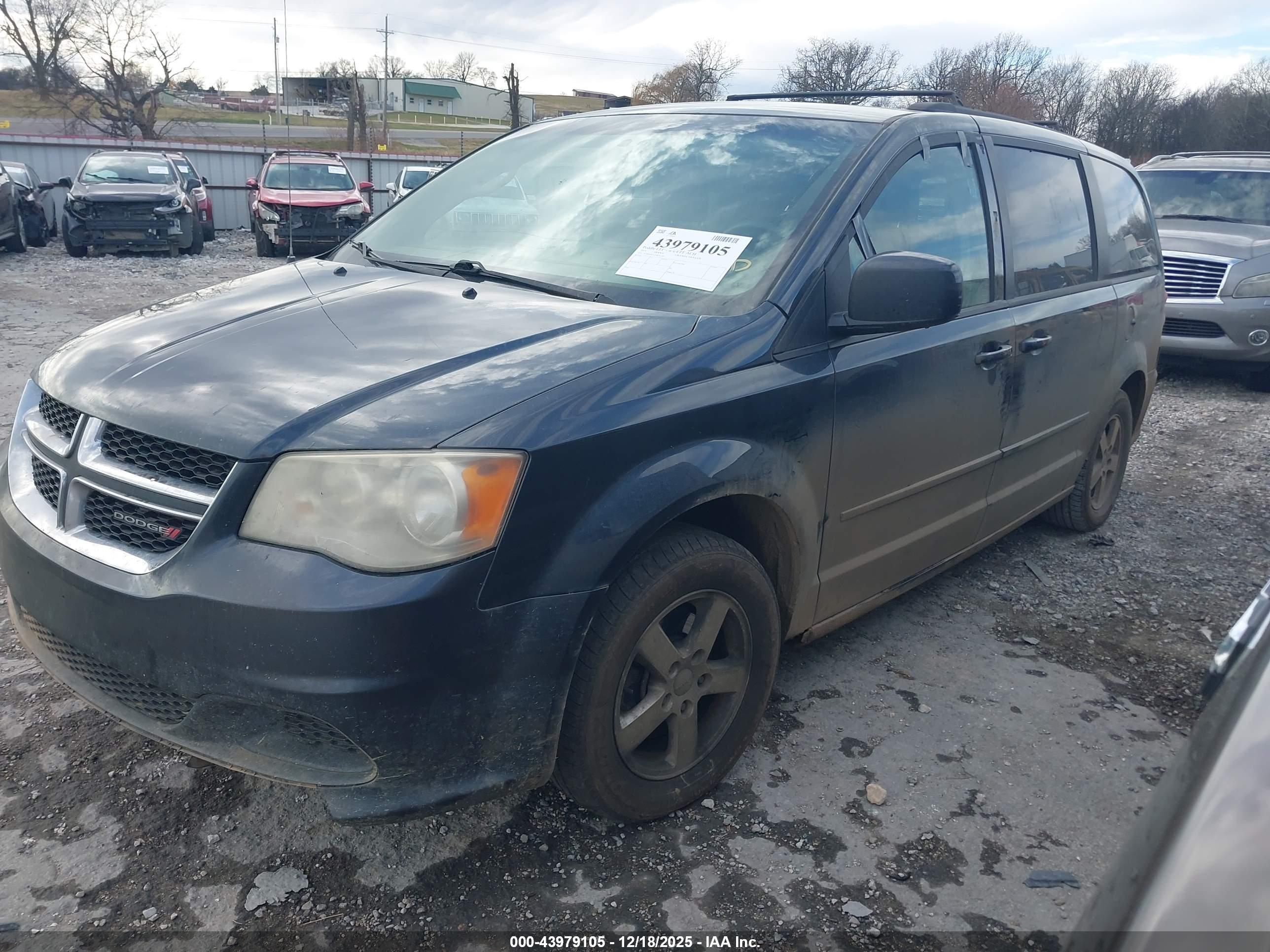 DODGE GRAND image 2