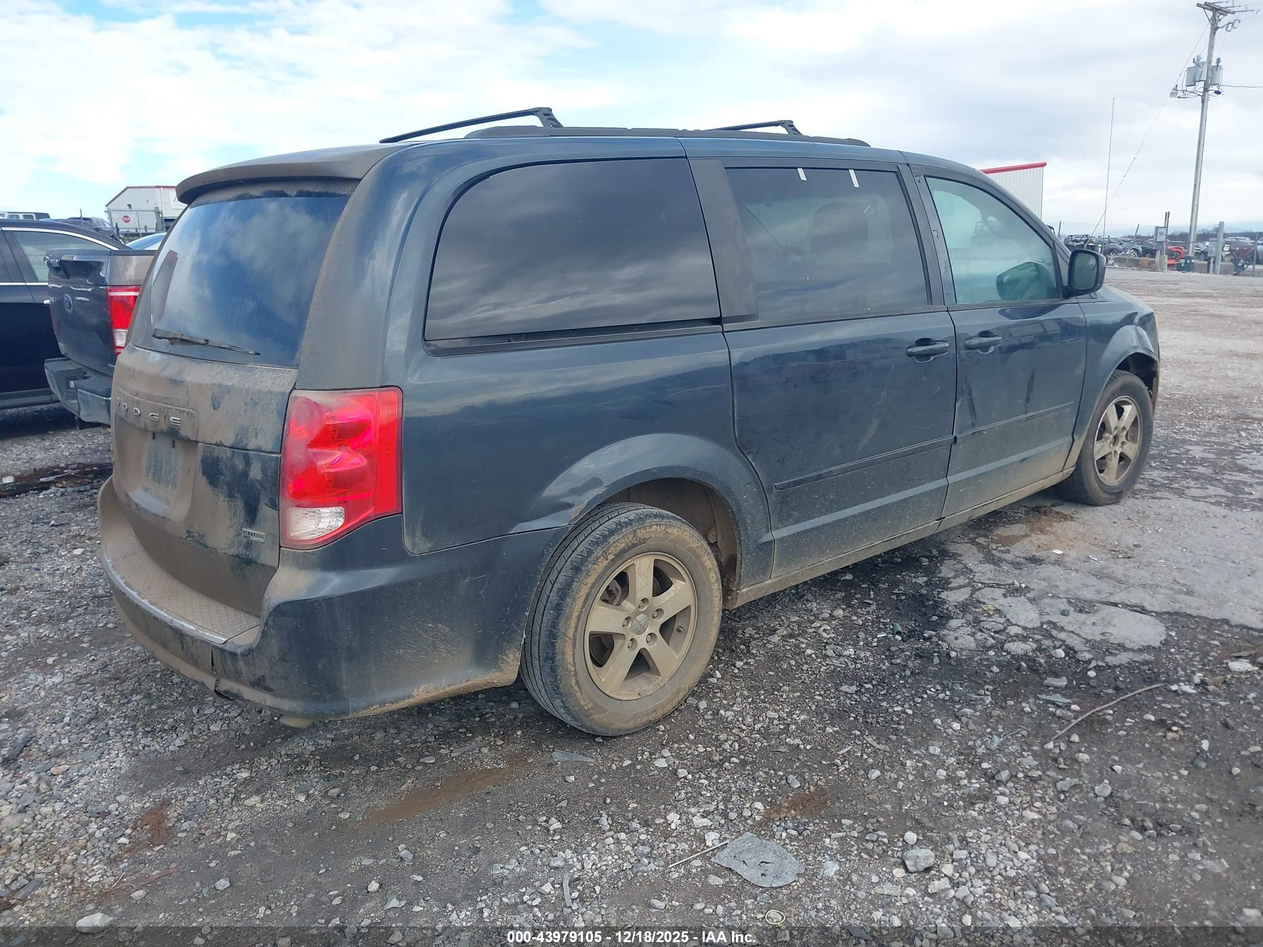 DODGE GRAND image 4