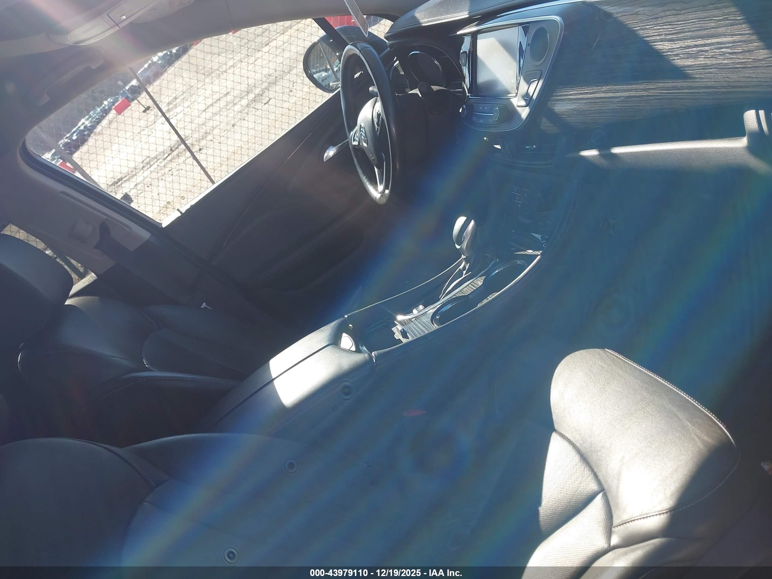 BUICK ENVISION image 5