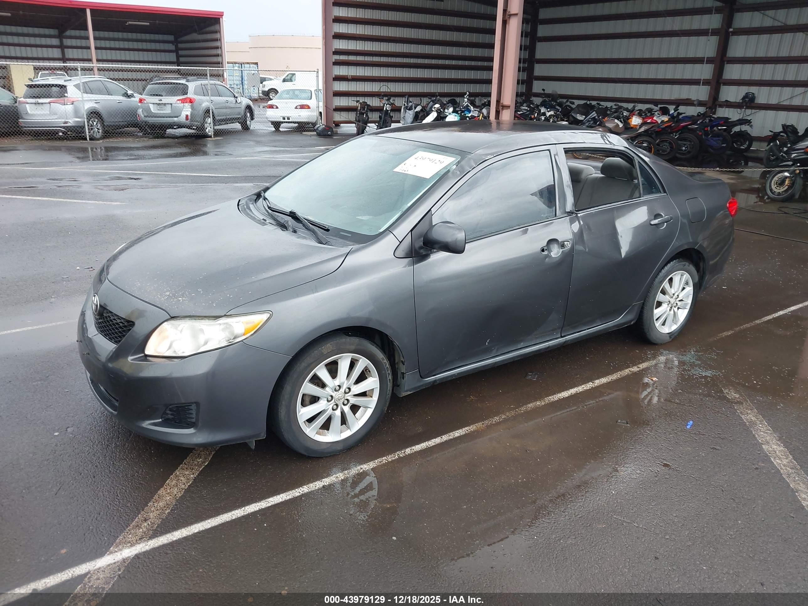 TOYOTA COROLLA image 2