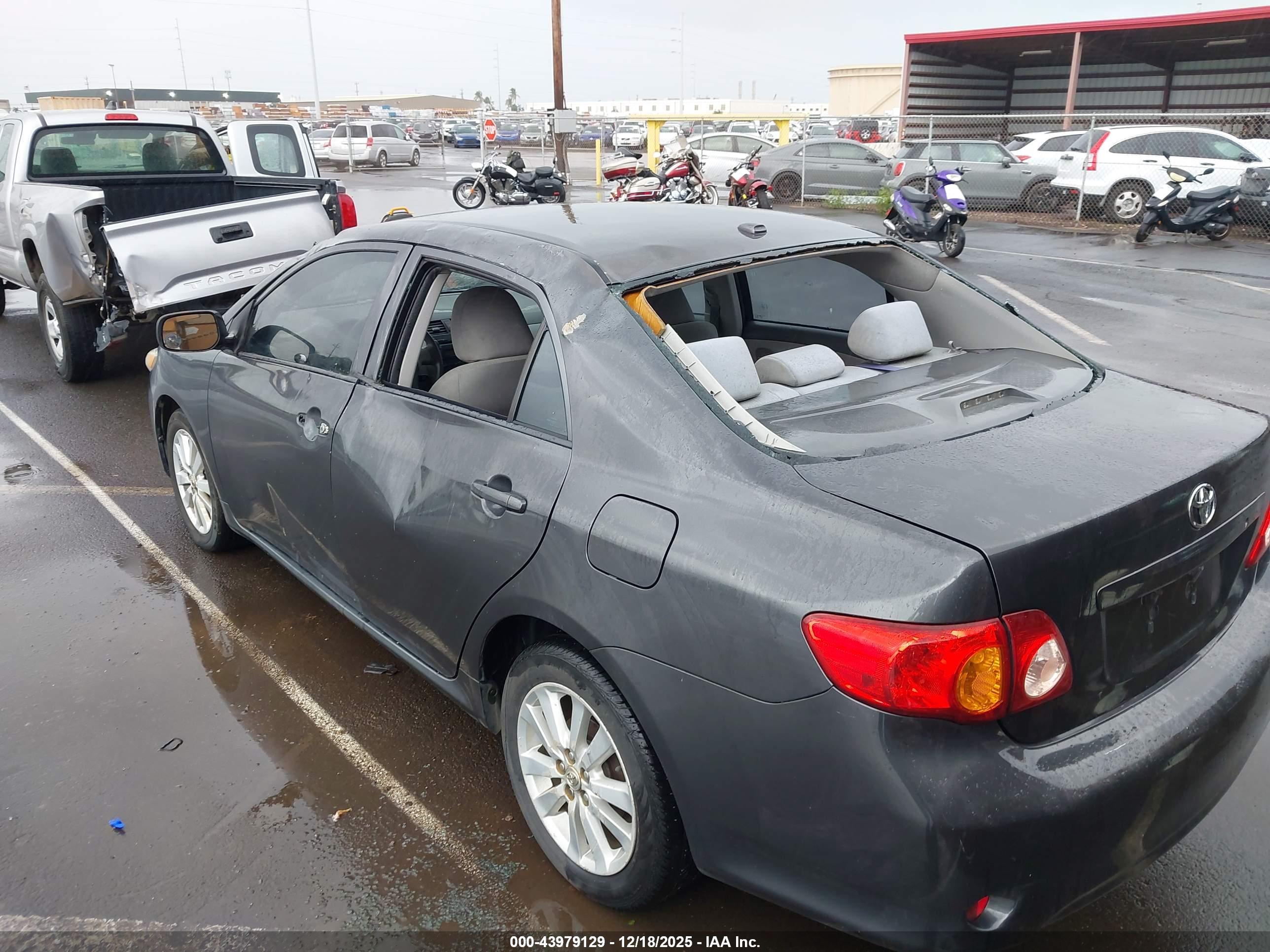 TOYOTA COROLLA image 6