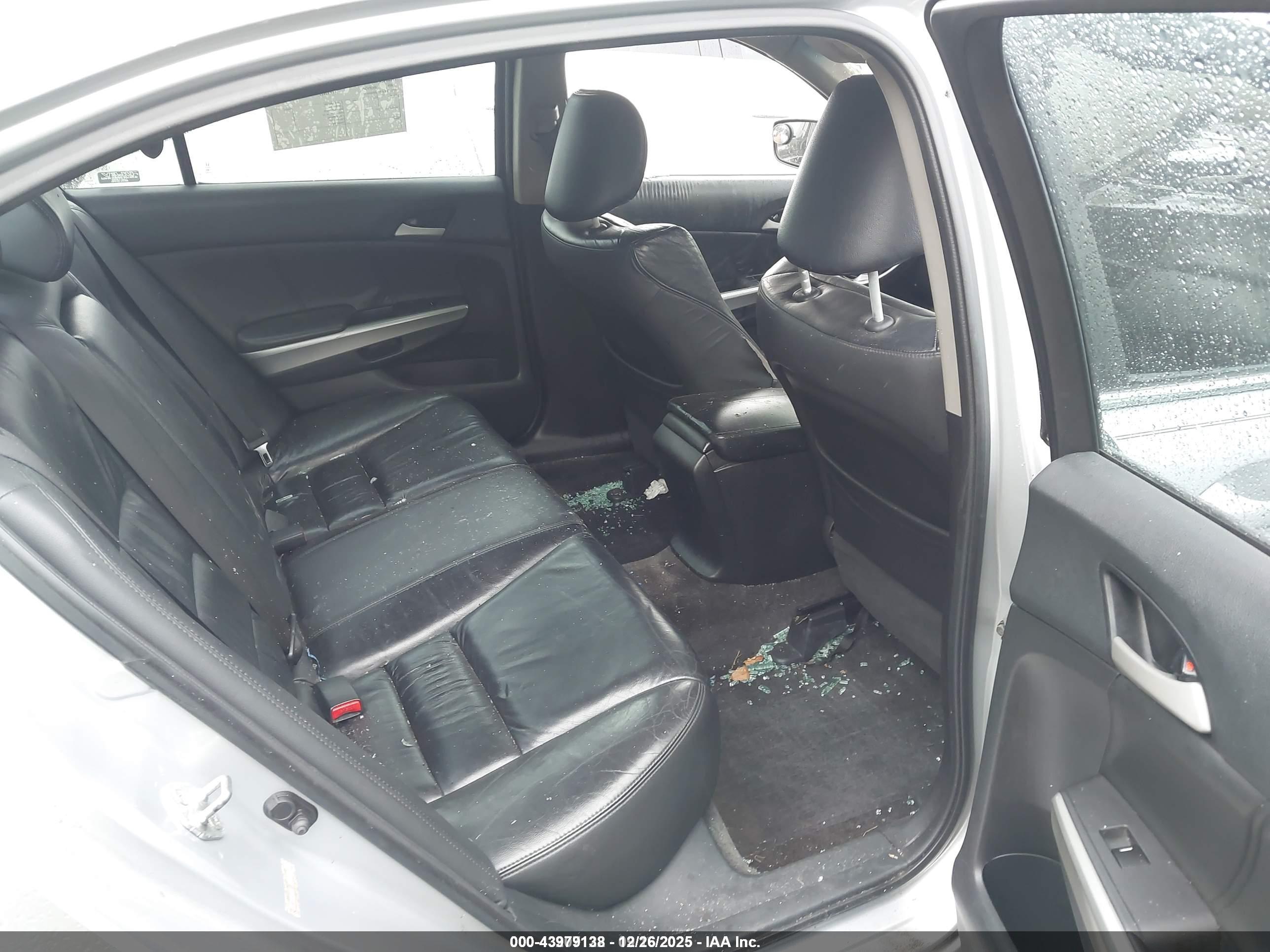HONDA ACCORD image 8