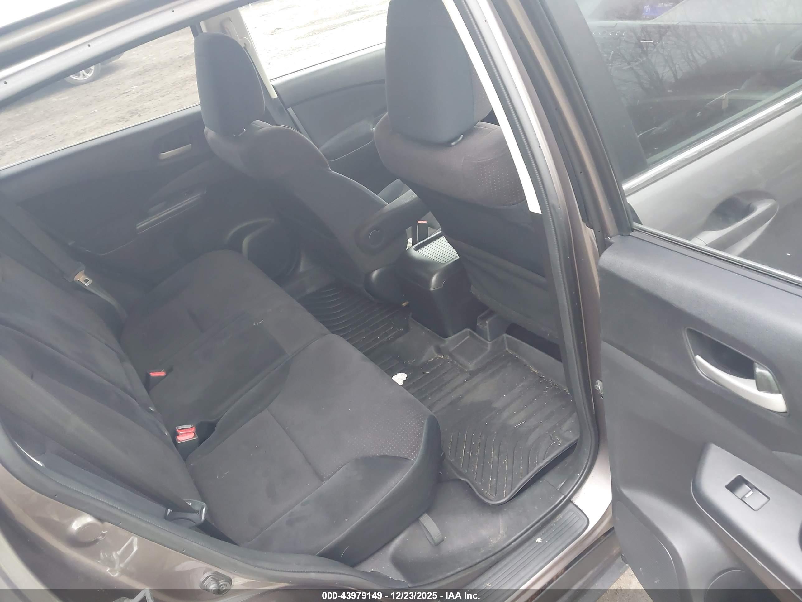 HONDA CR-V image 8