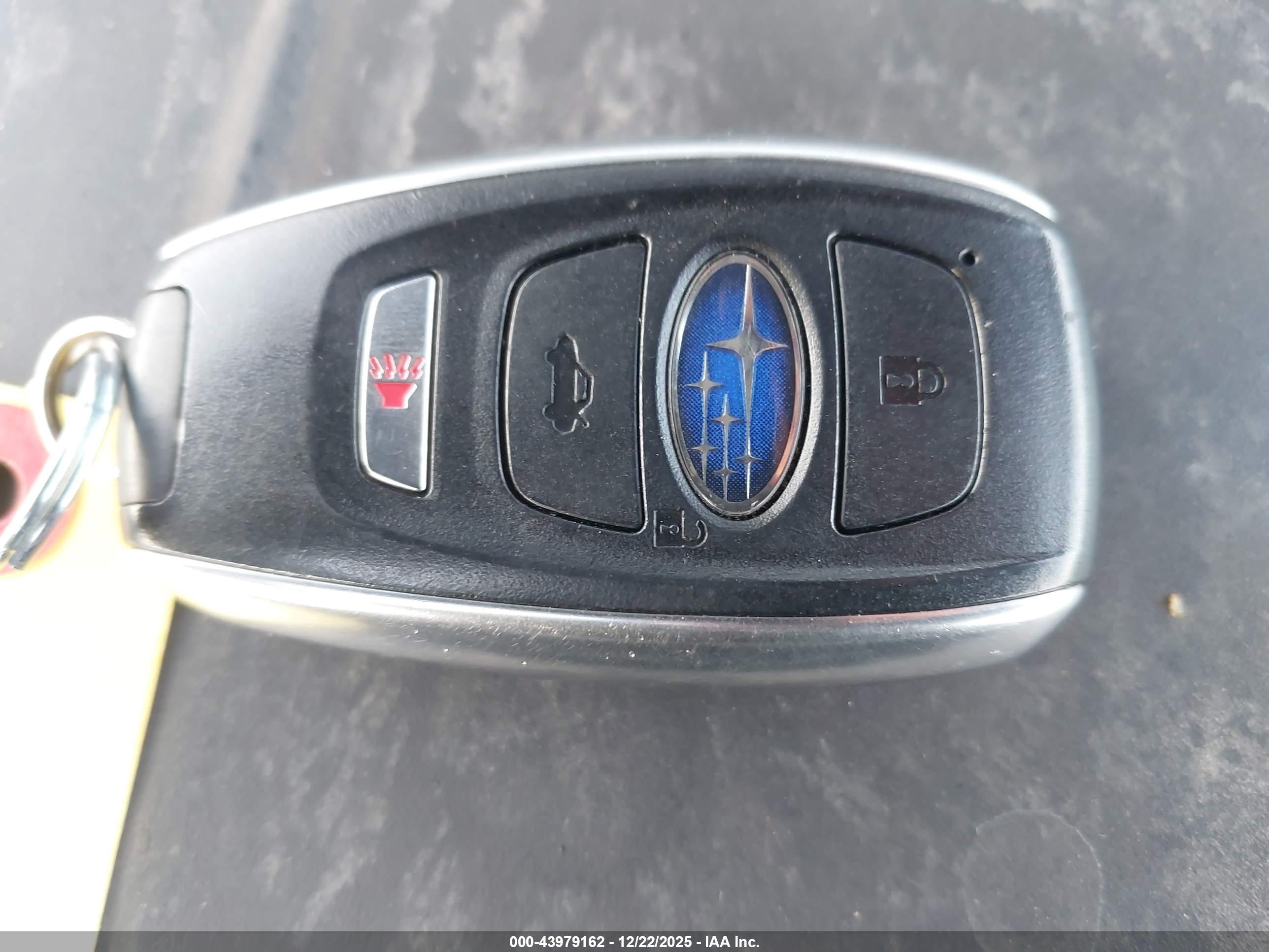 SUBARU OUTBACK image 11