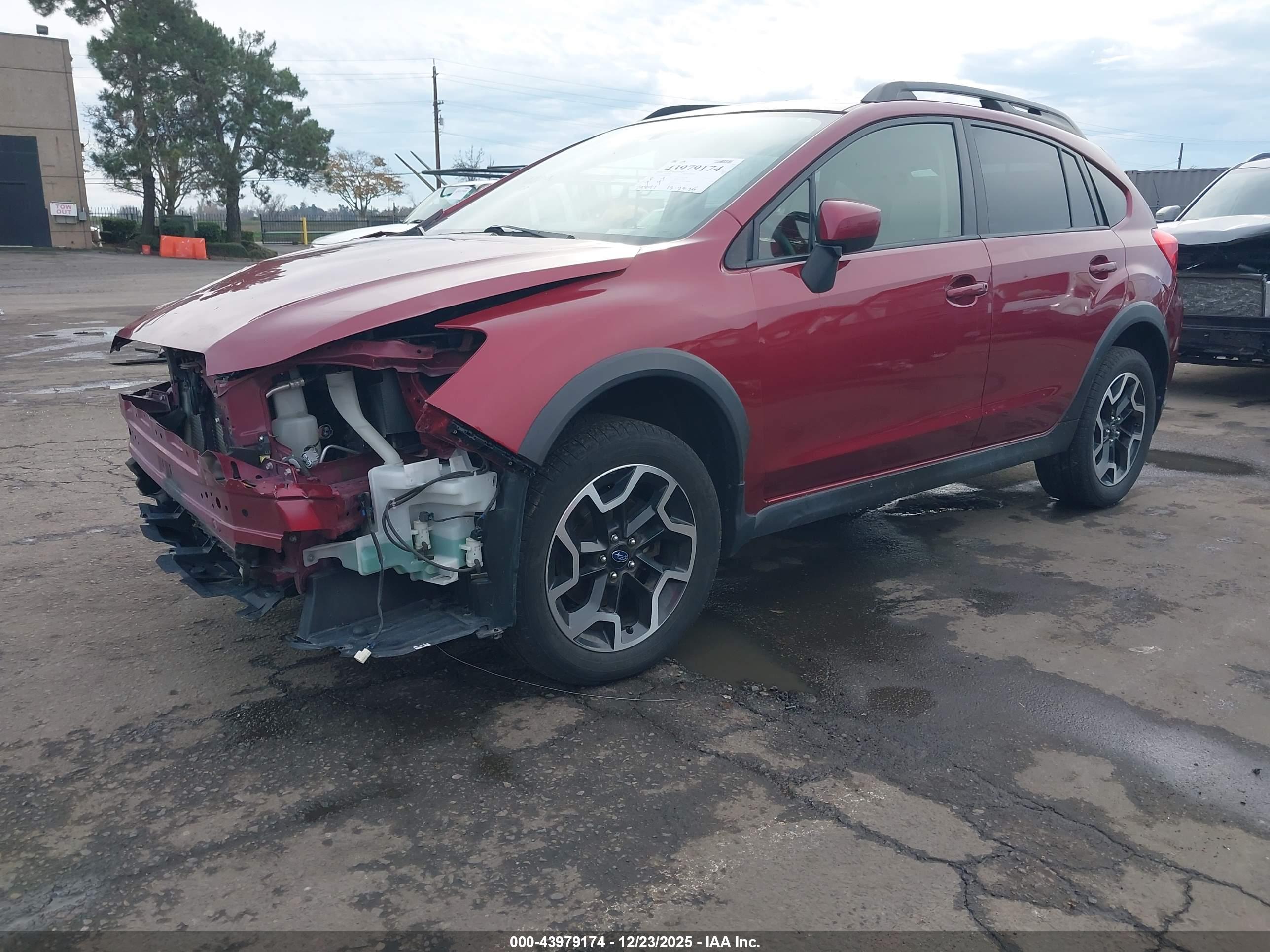 SUBARU CROSSTREK image 2