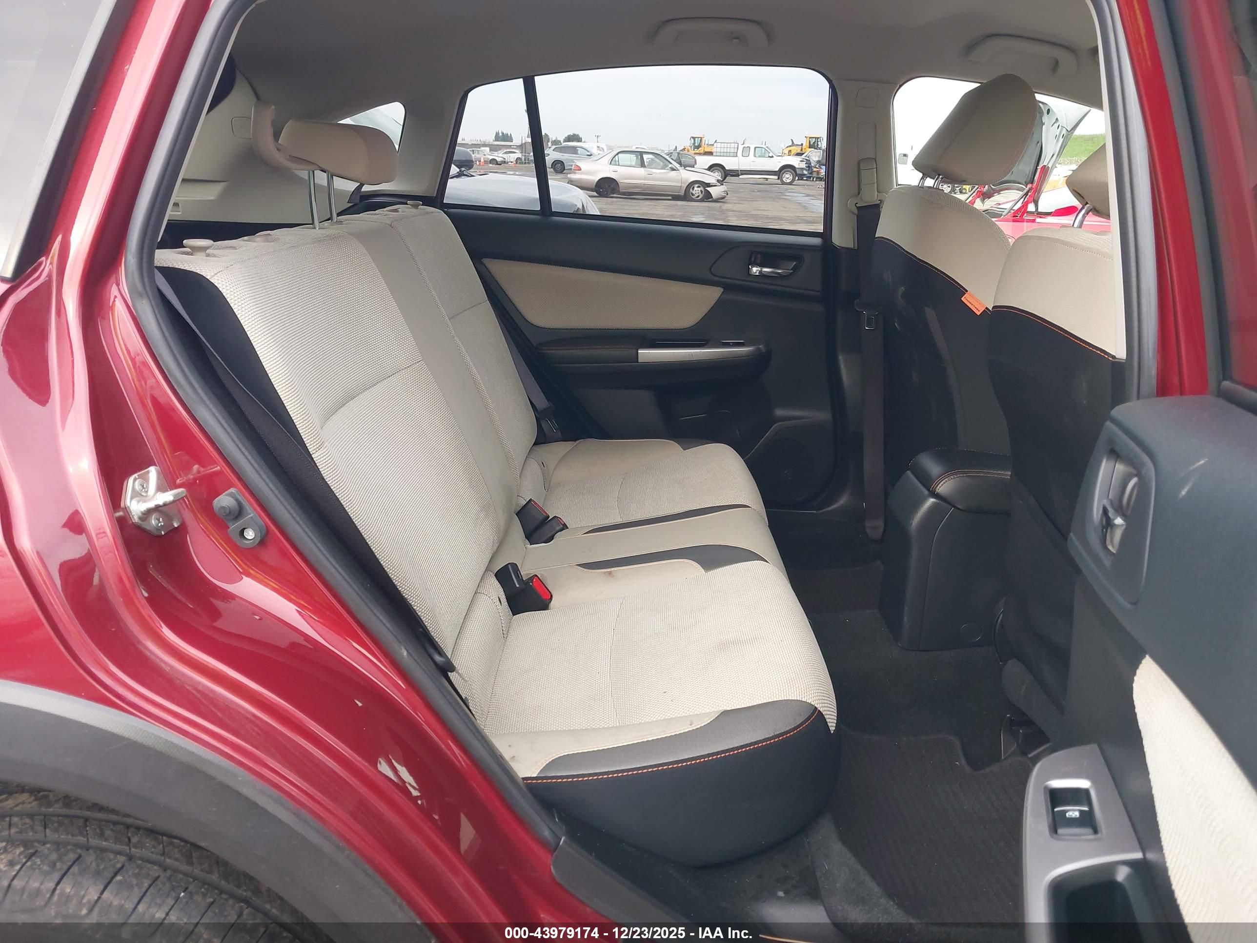 SUBARU CROSSTREK image 8