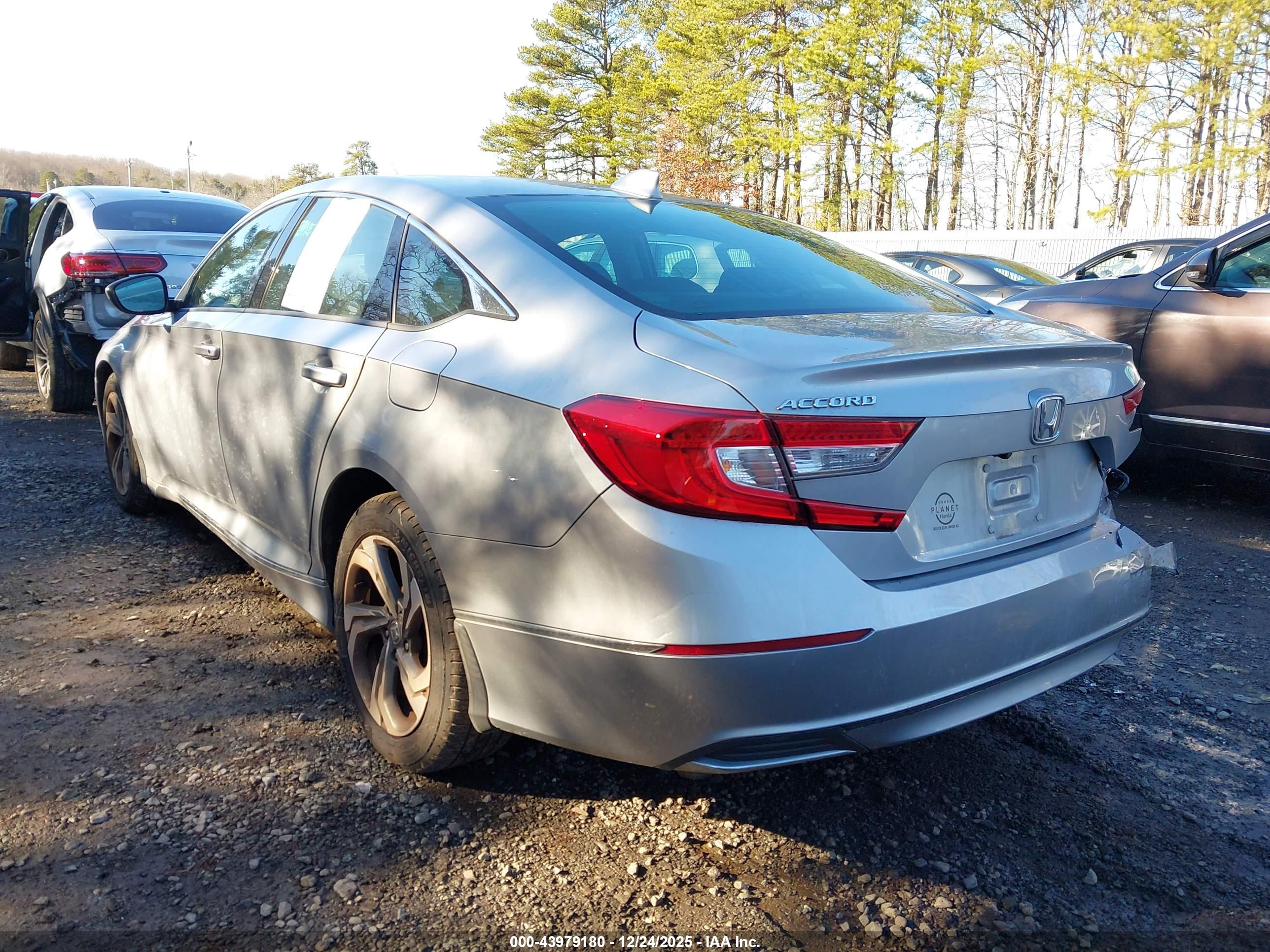 HONDA ACCORD image 3