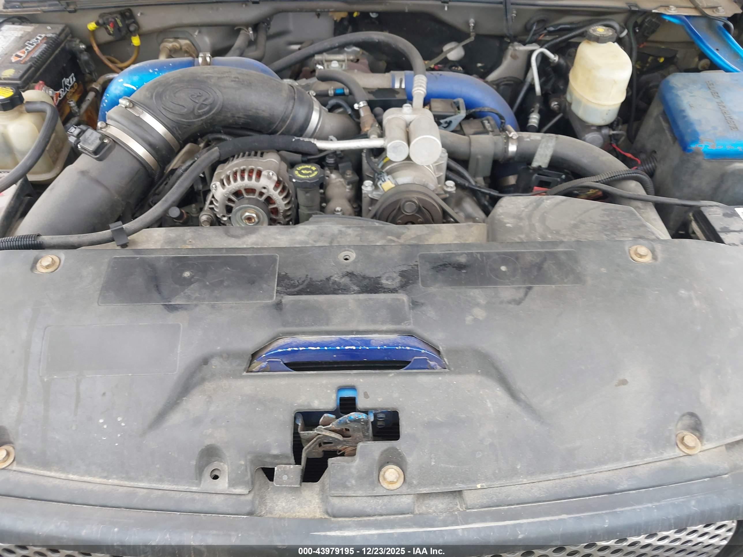 GMC SIERRA image 10
