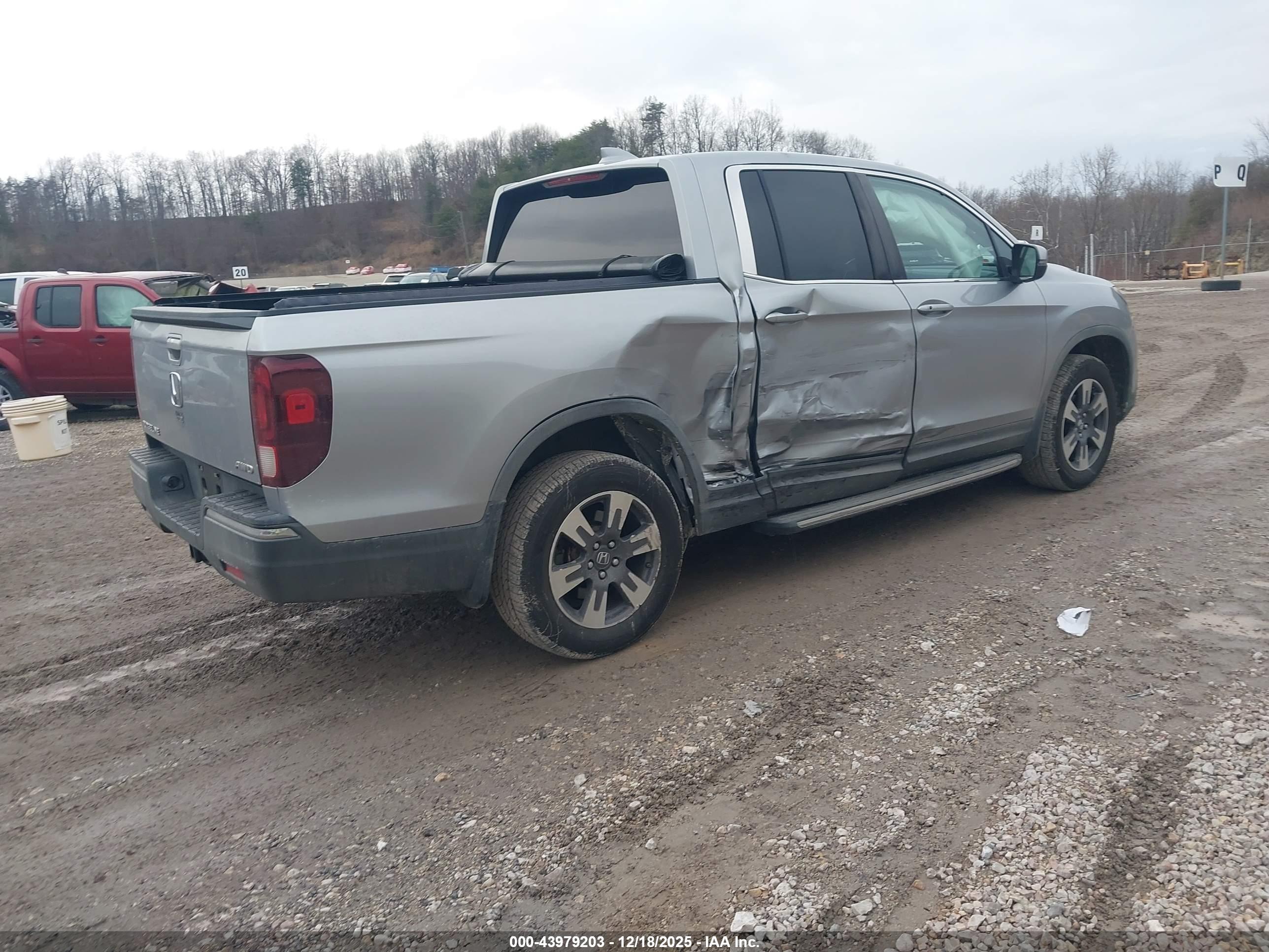 HONDA RIDGELINE image 4