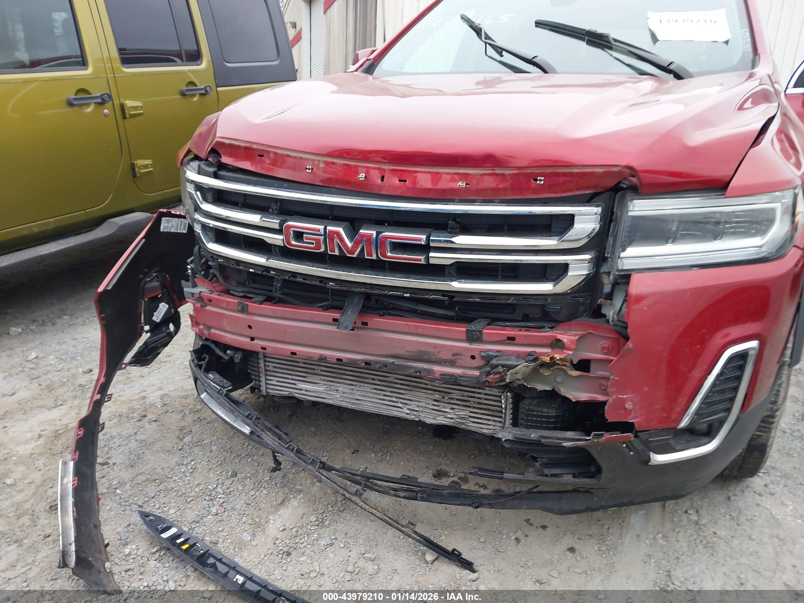 GMC ACADIA image 10