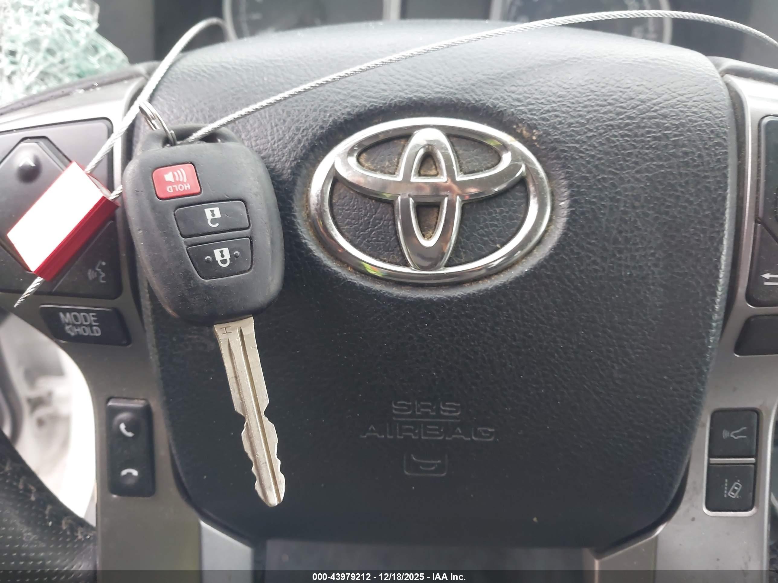 TOYOTA TACOMA image 11