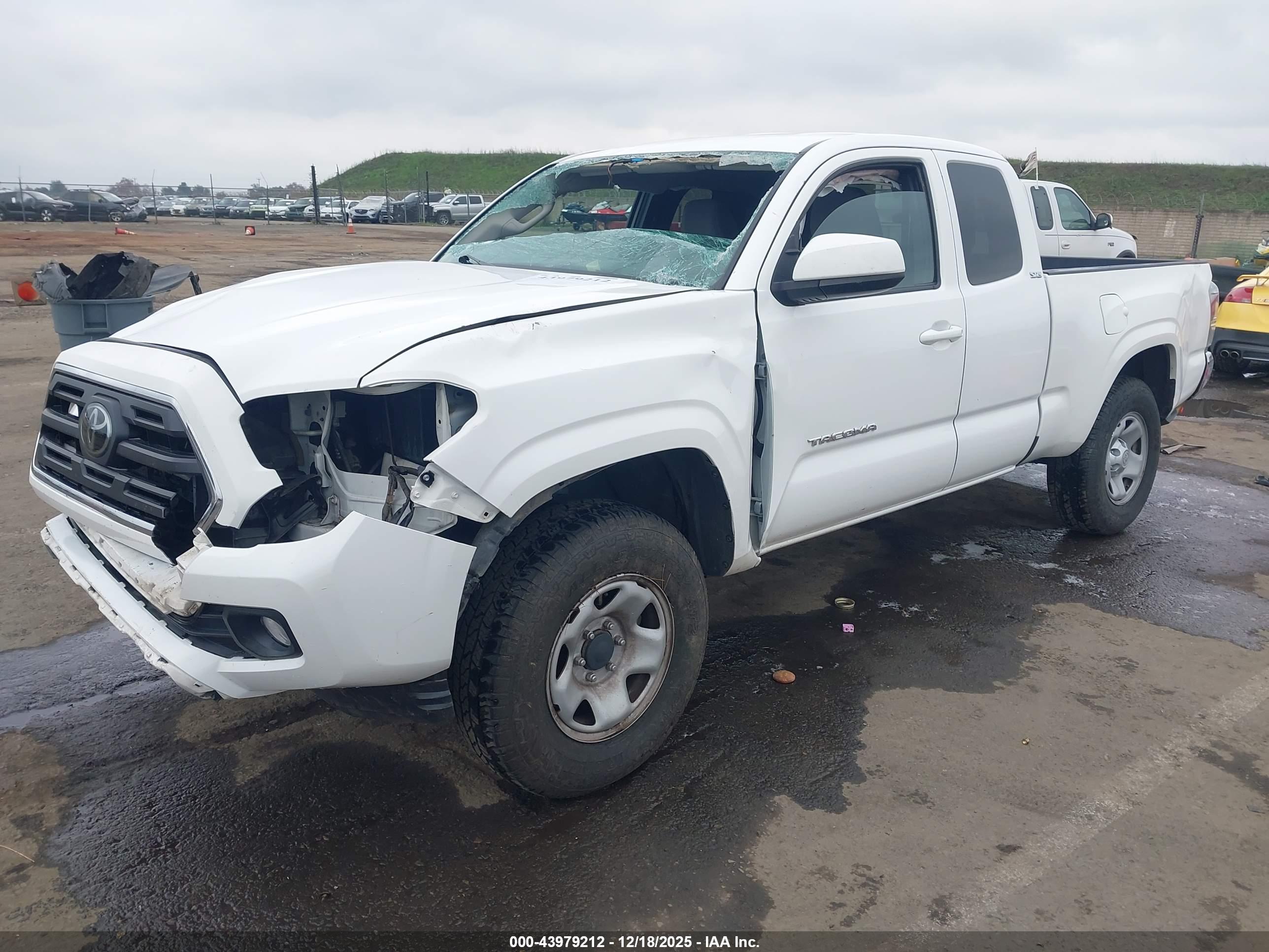 TOYOTA TACOMA image 2