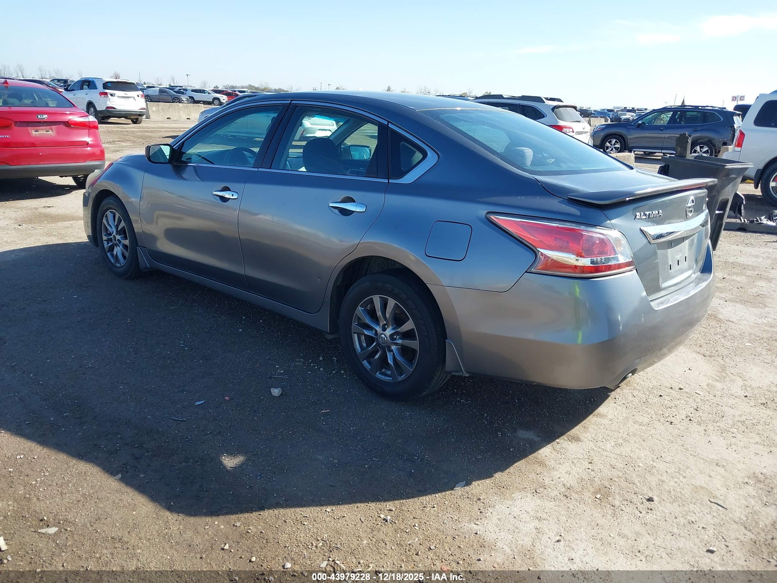 NISSAN ALTIMA image 3