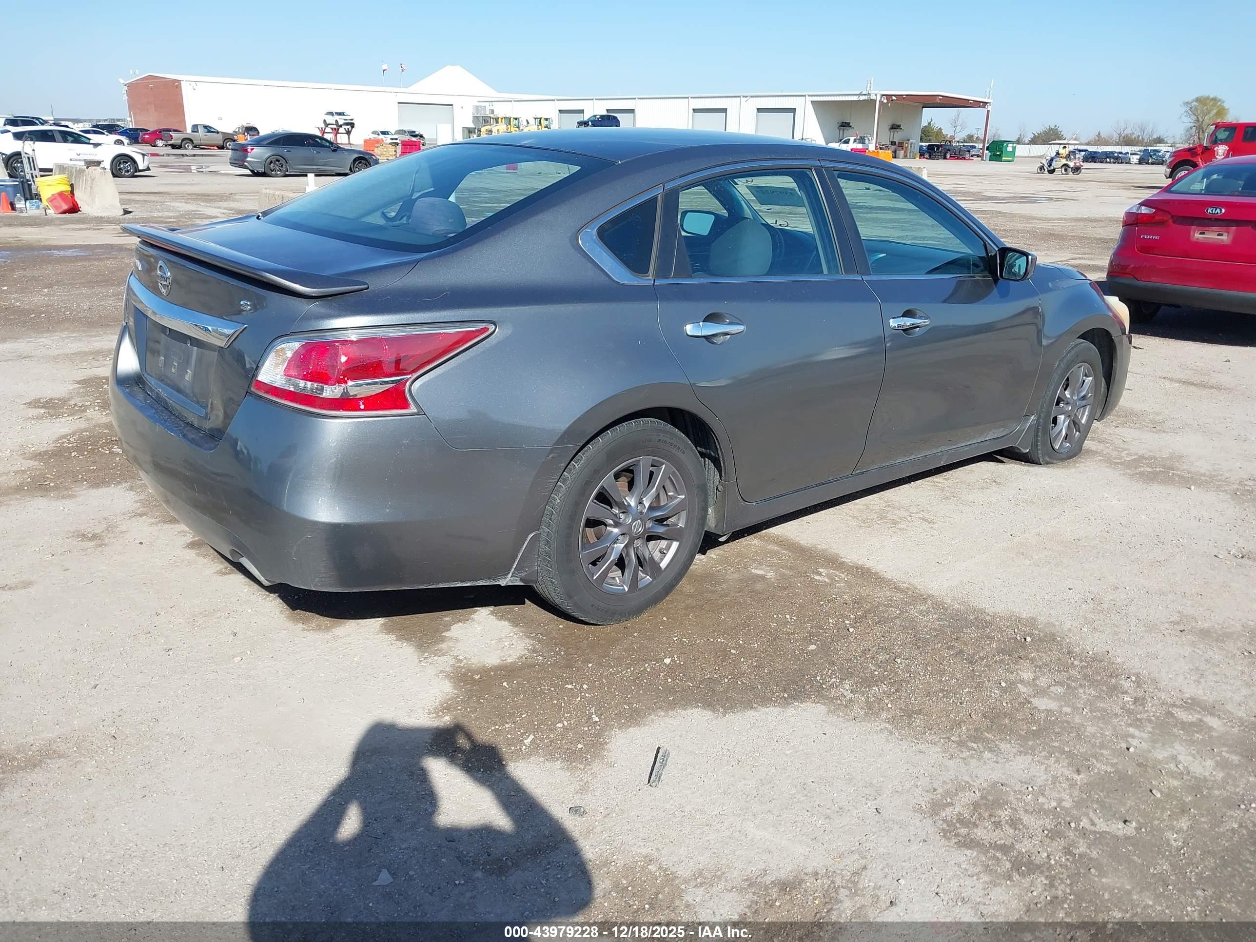 NISSAN ALTIMA image 4