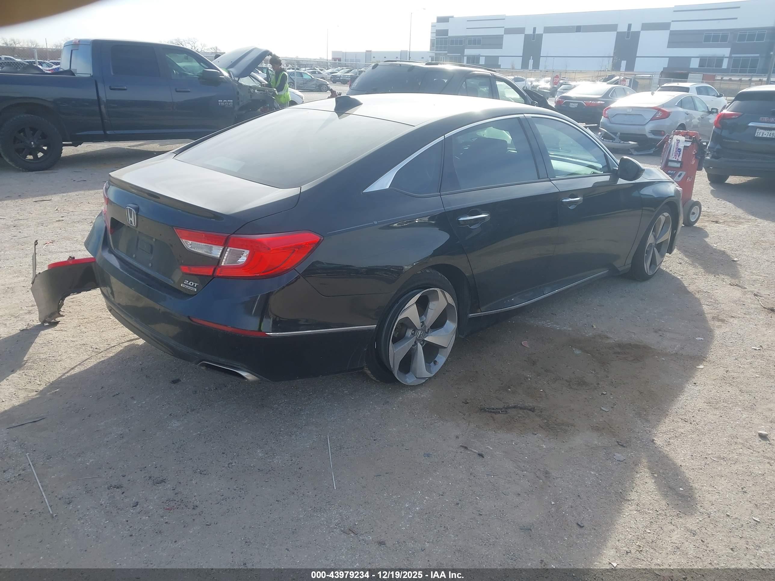 HONDA ACCORD image 4