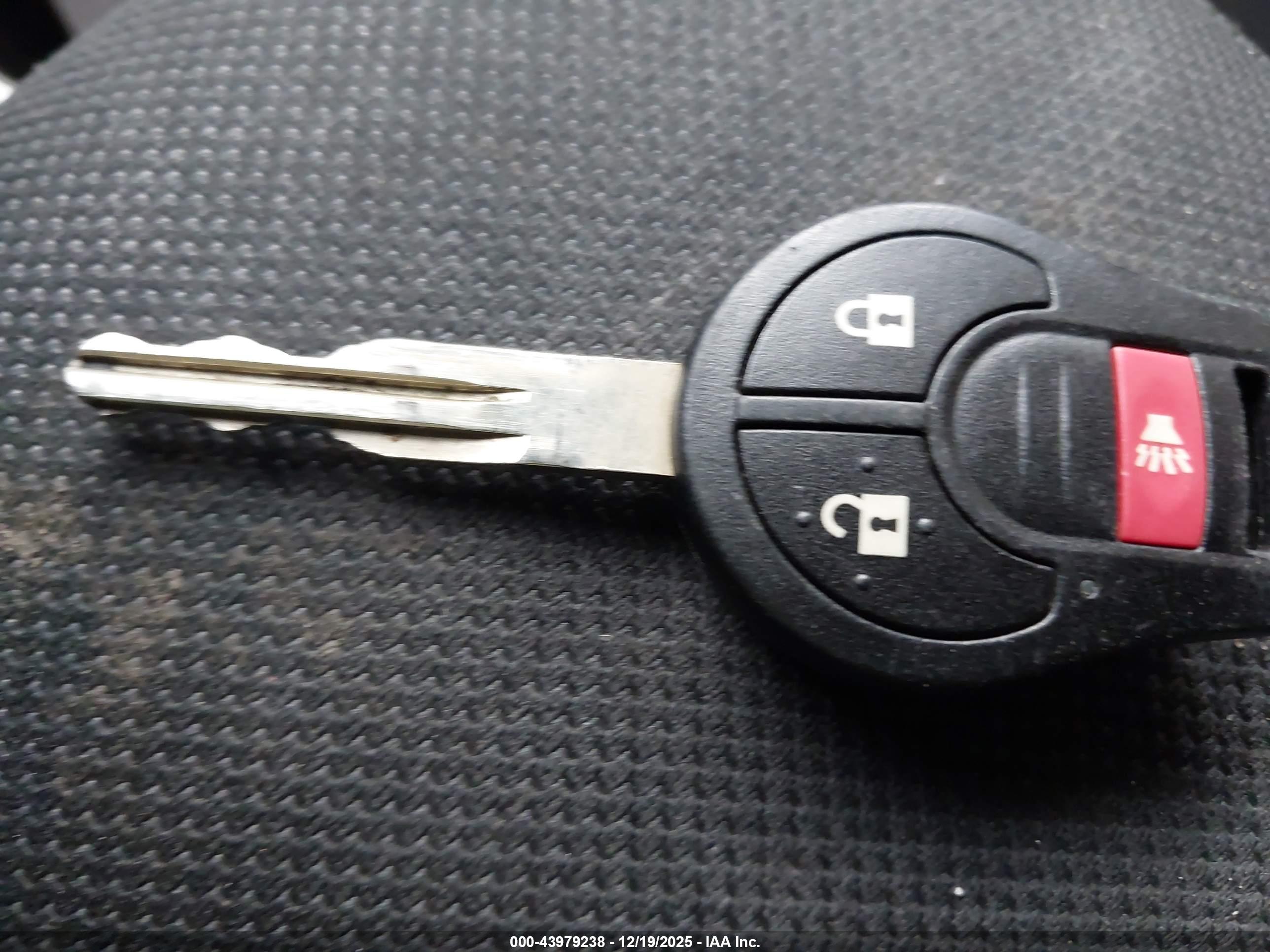 NISSAN ROGUE image 11