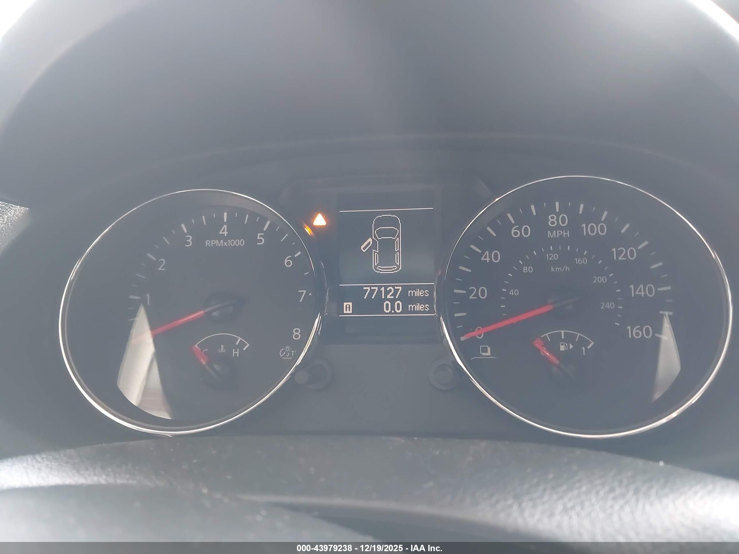 NISSAN ROGUE image 7