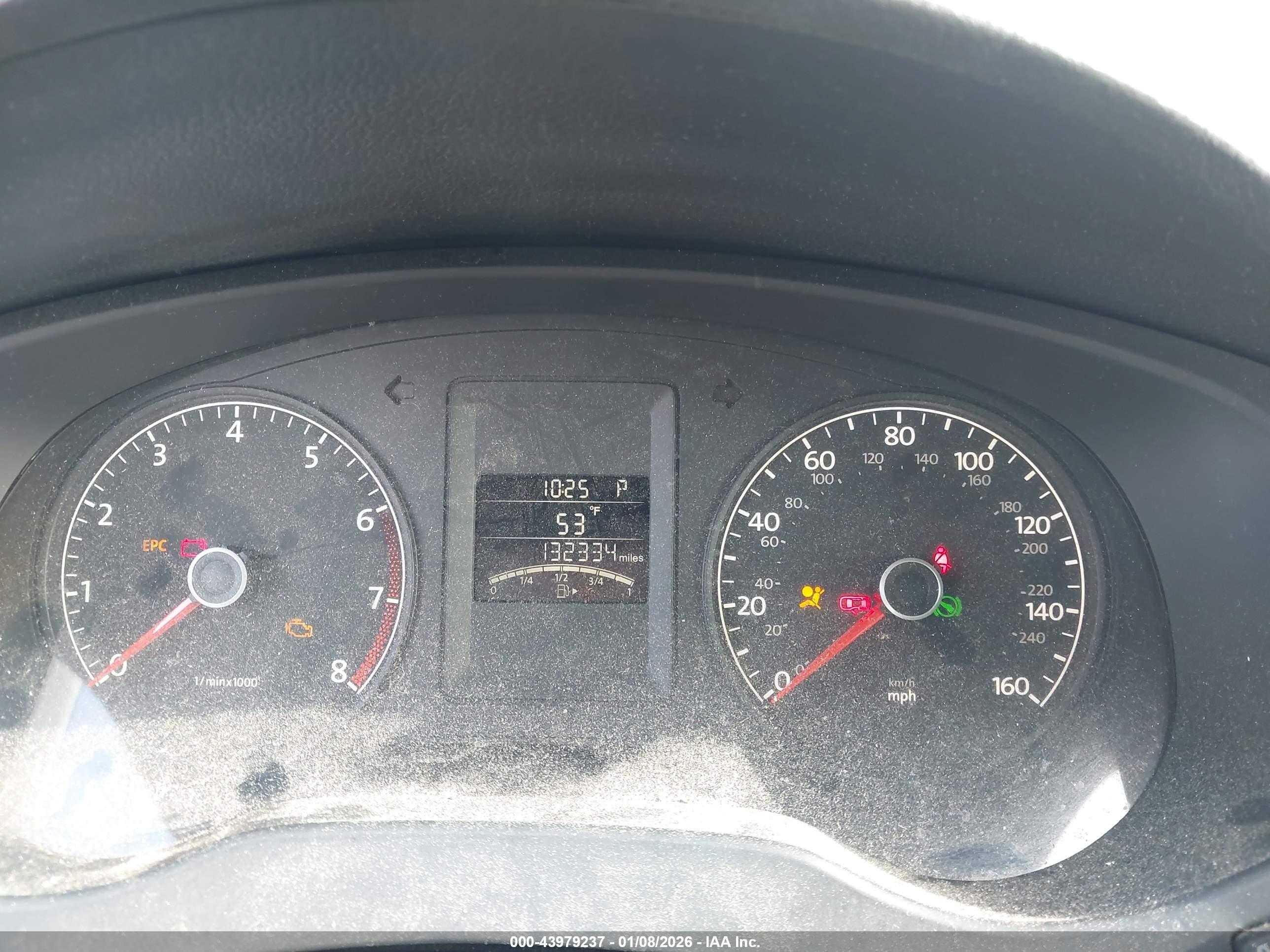 VOLKSWAGEN JETTA image 7