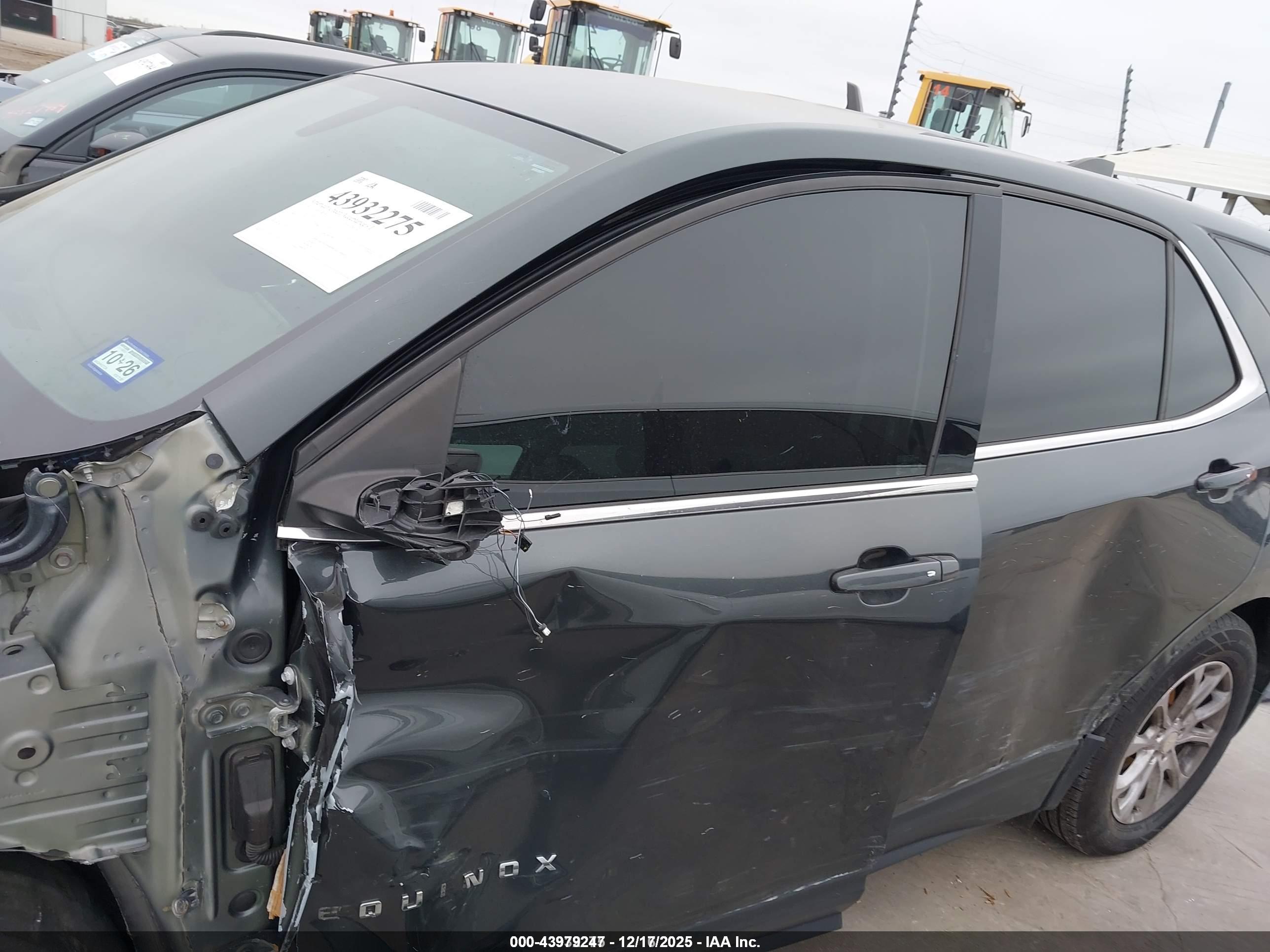 CHEVROLET EQUINOX image 6