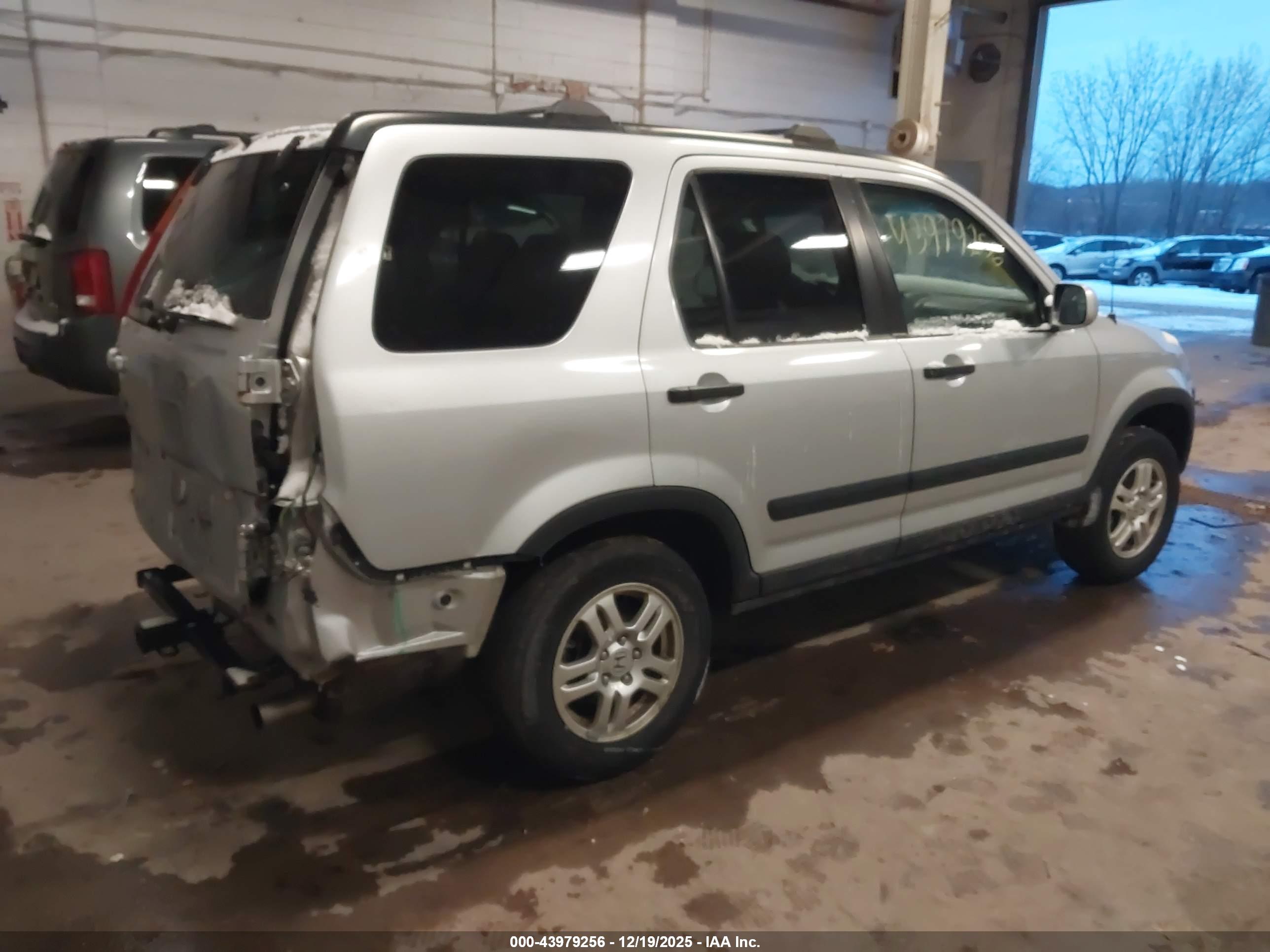 HONDA CR-V image 4