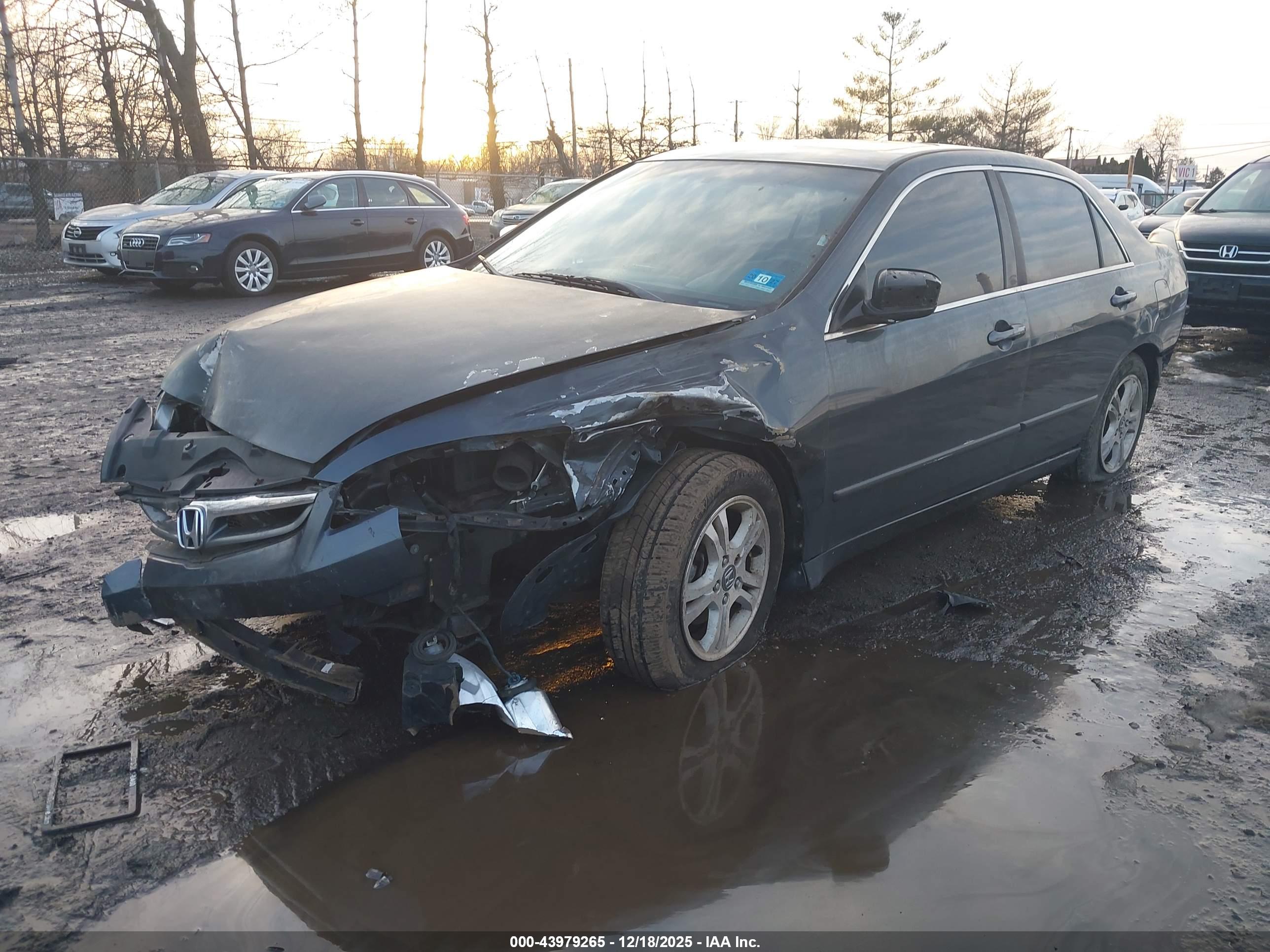 HONDA ACCORD image 2
