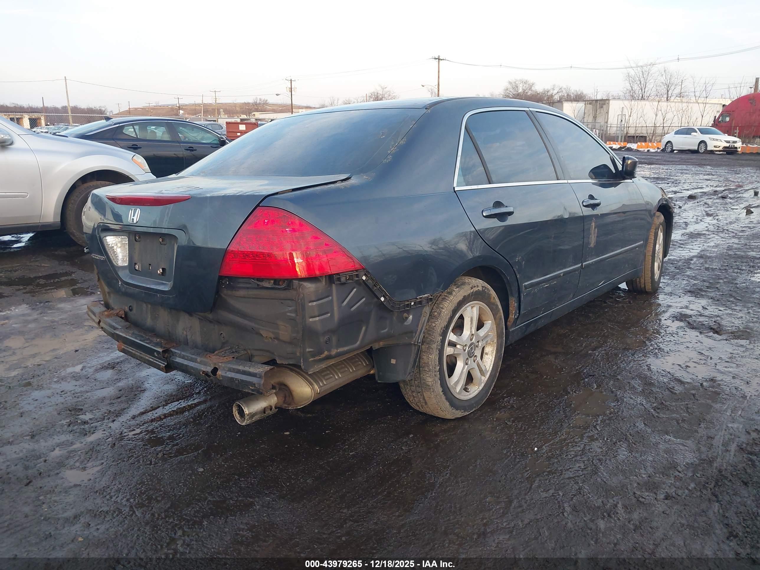 HONDA ACCORD image 4