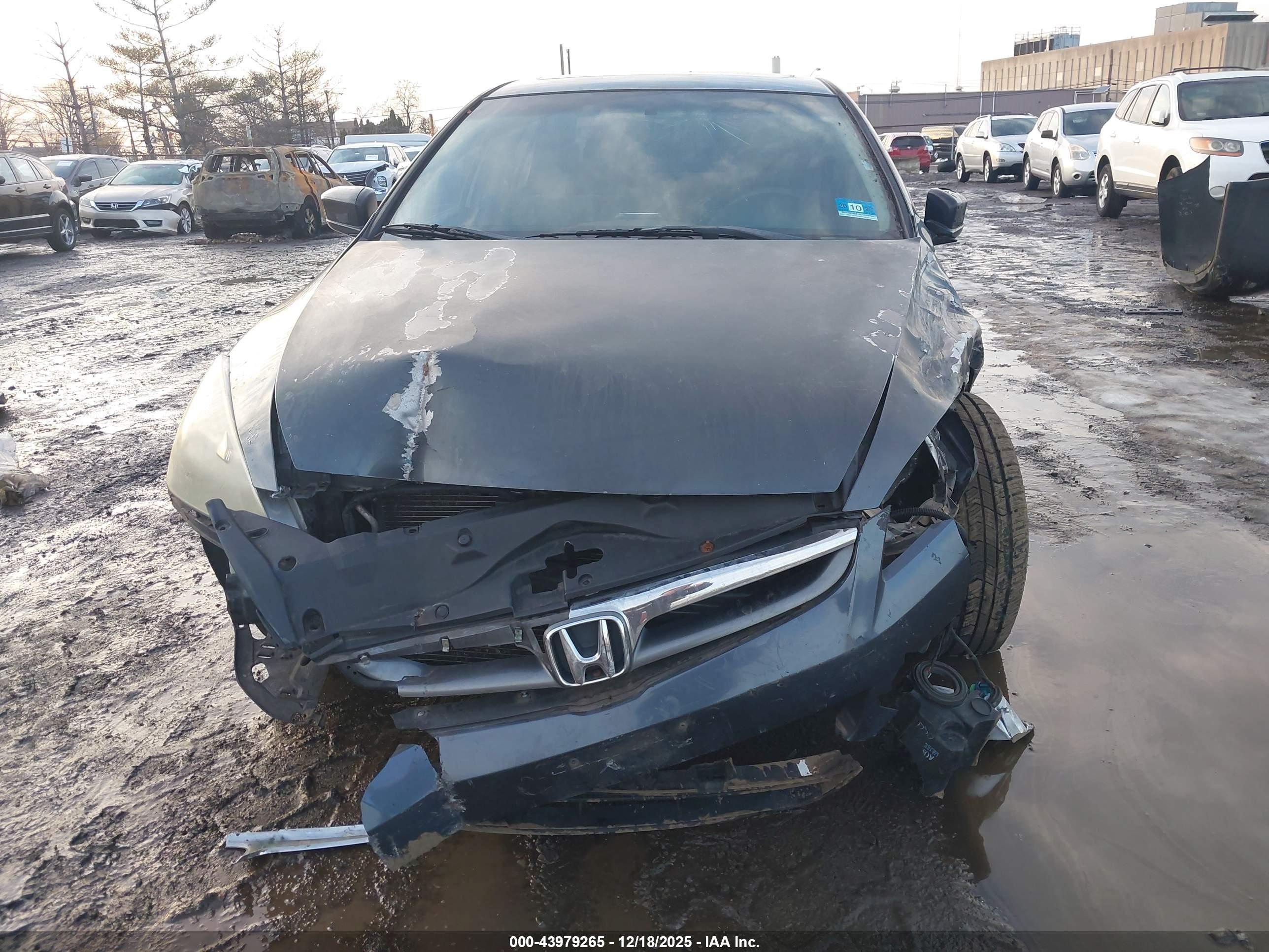 HONDA ACCORD image 6