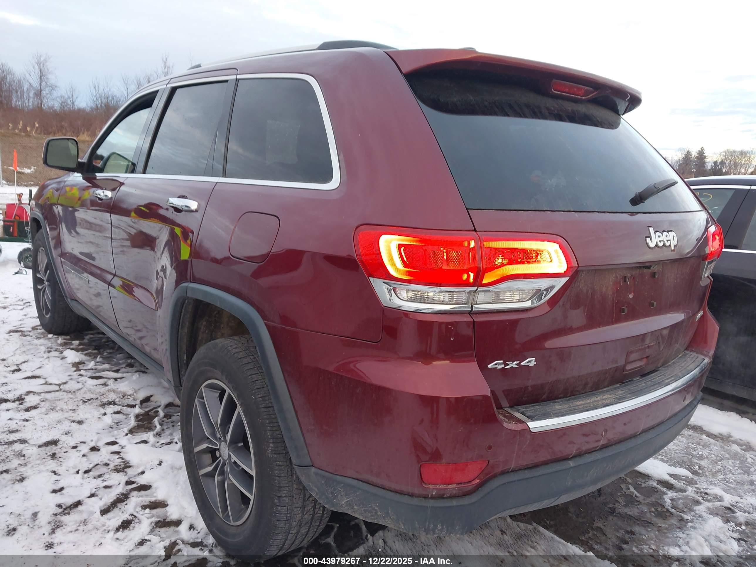 JEEP GRAND image 3