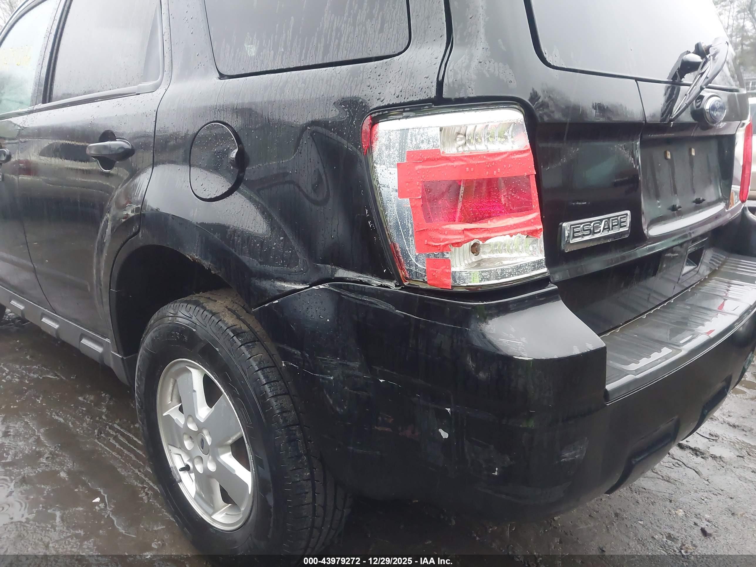 FORD ESCAPE image 6