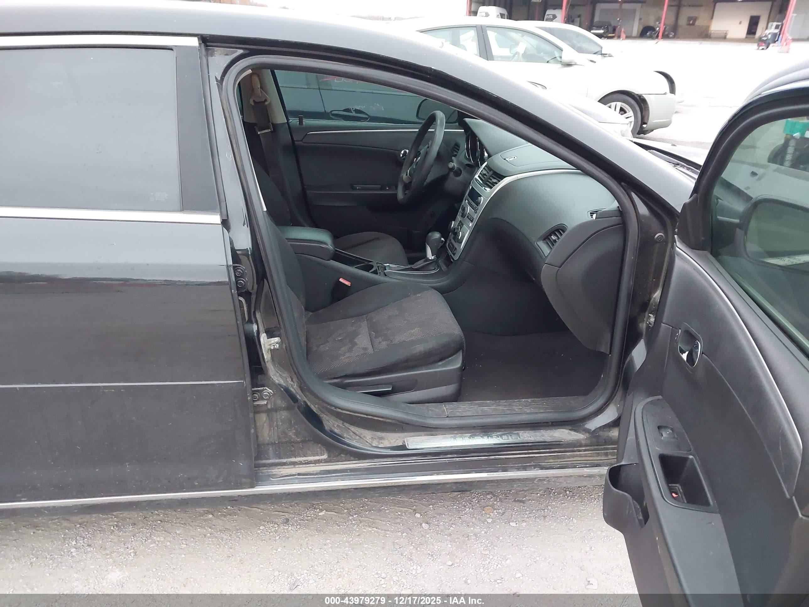 CHEVROLET MALIBU image 5