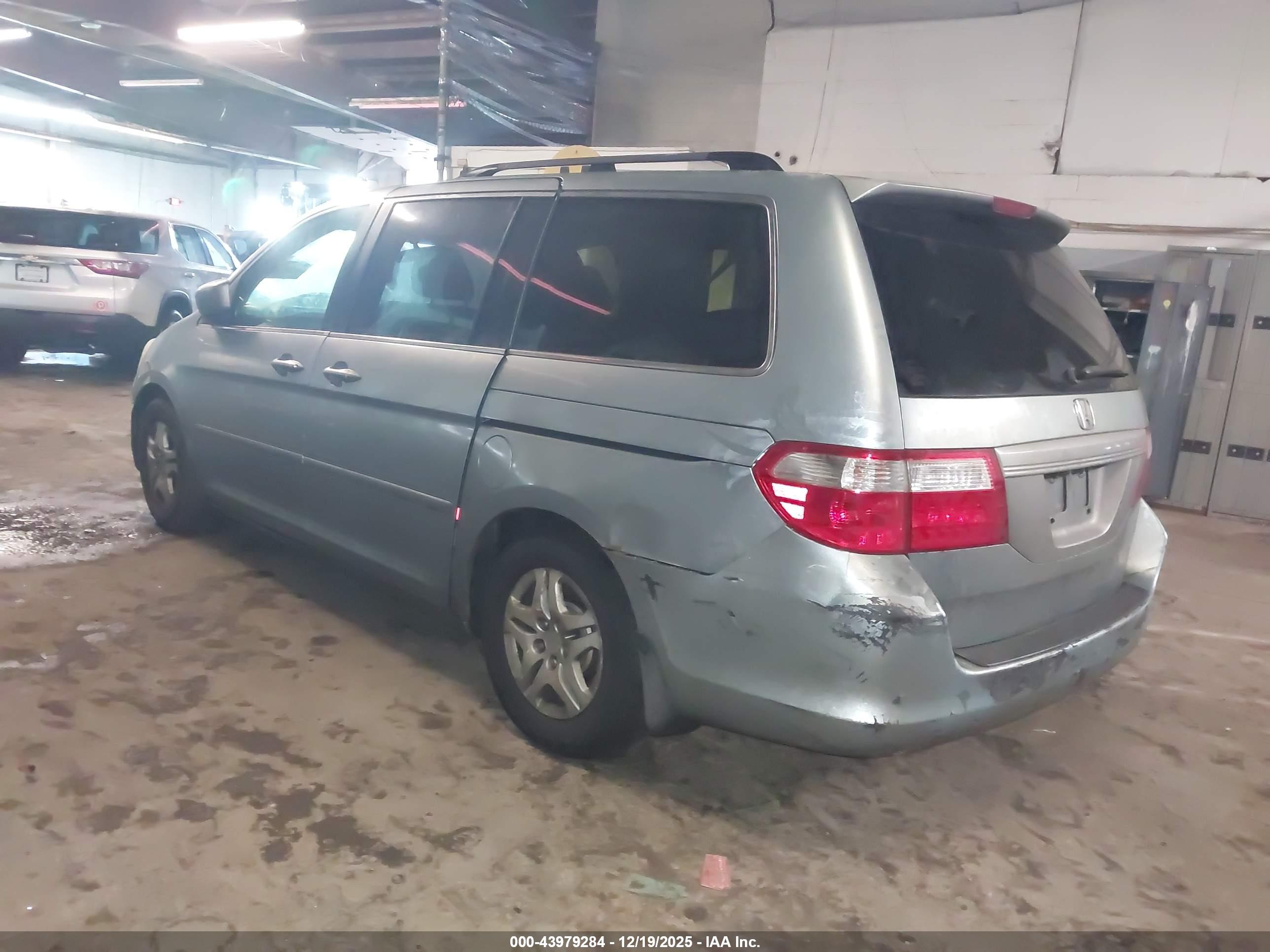 HONDA ODYSSEY image 3