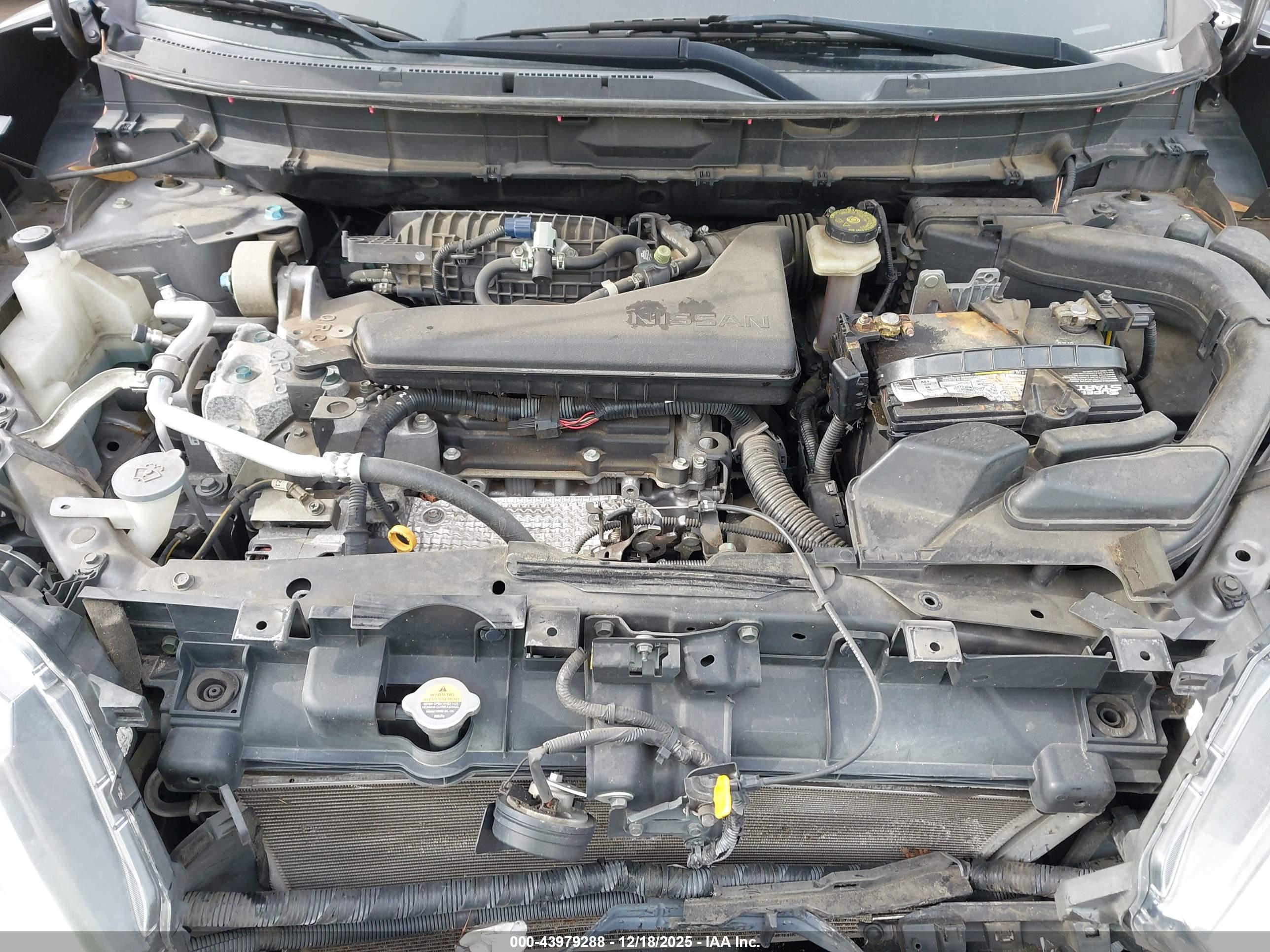 NISSAN ROGUE image 10
