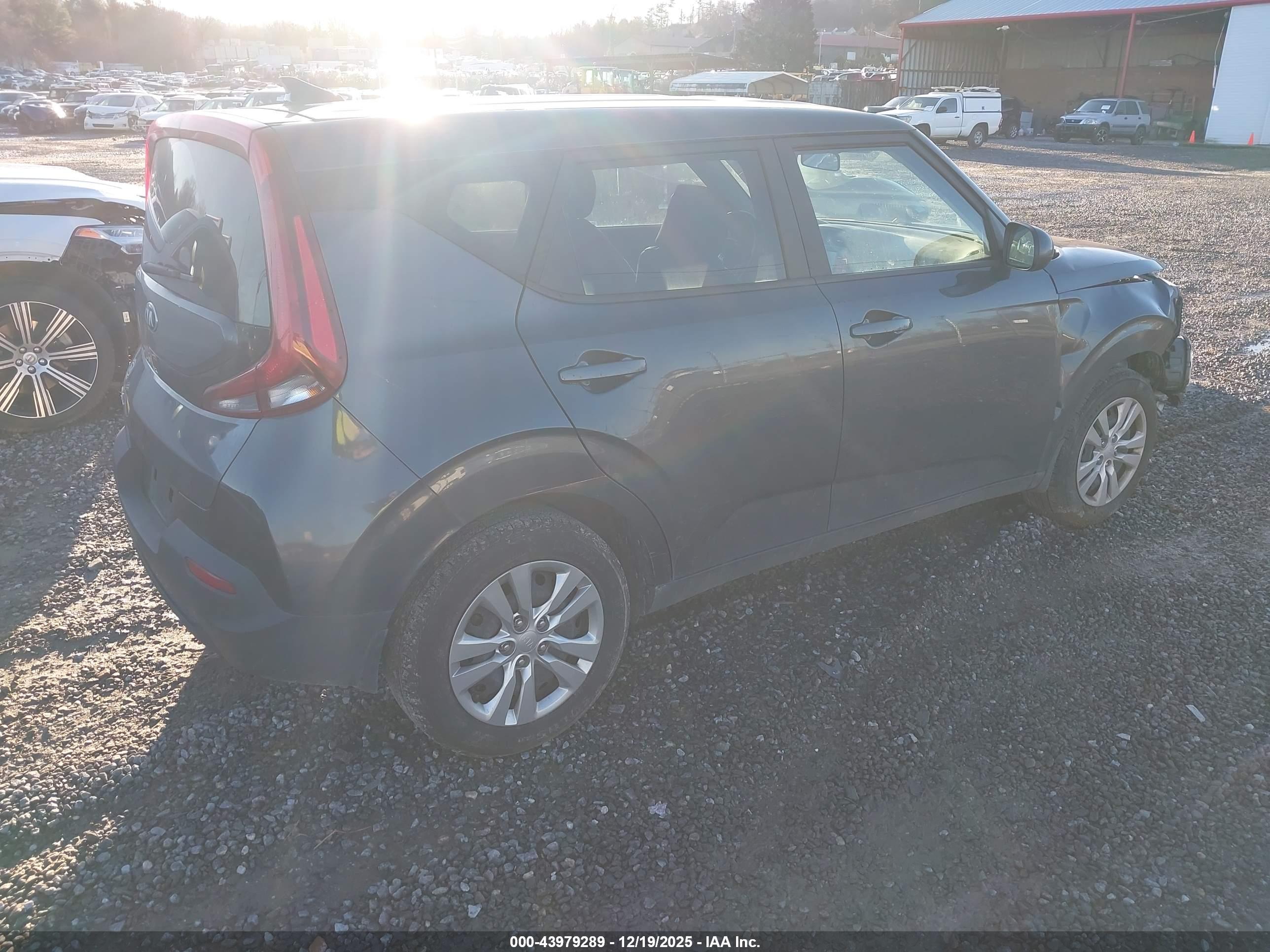KIA SOUL image 4