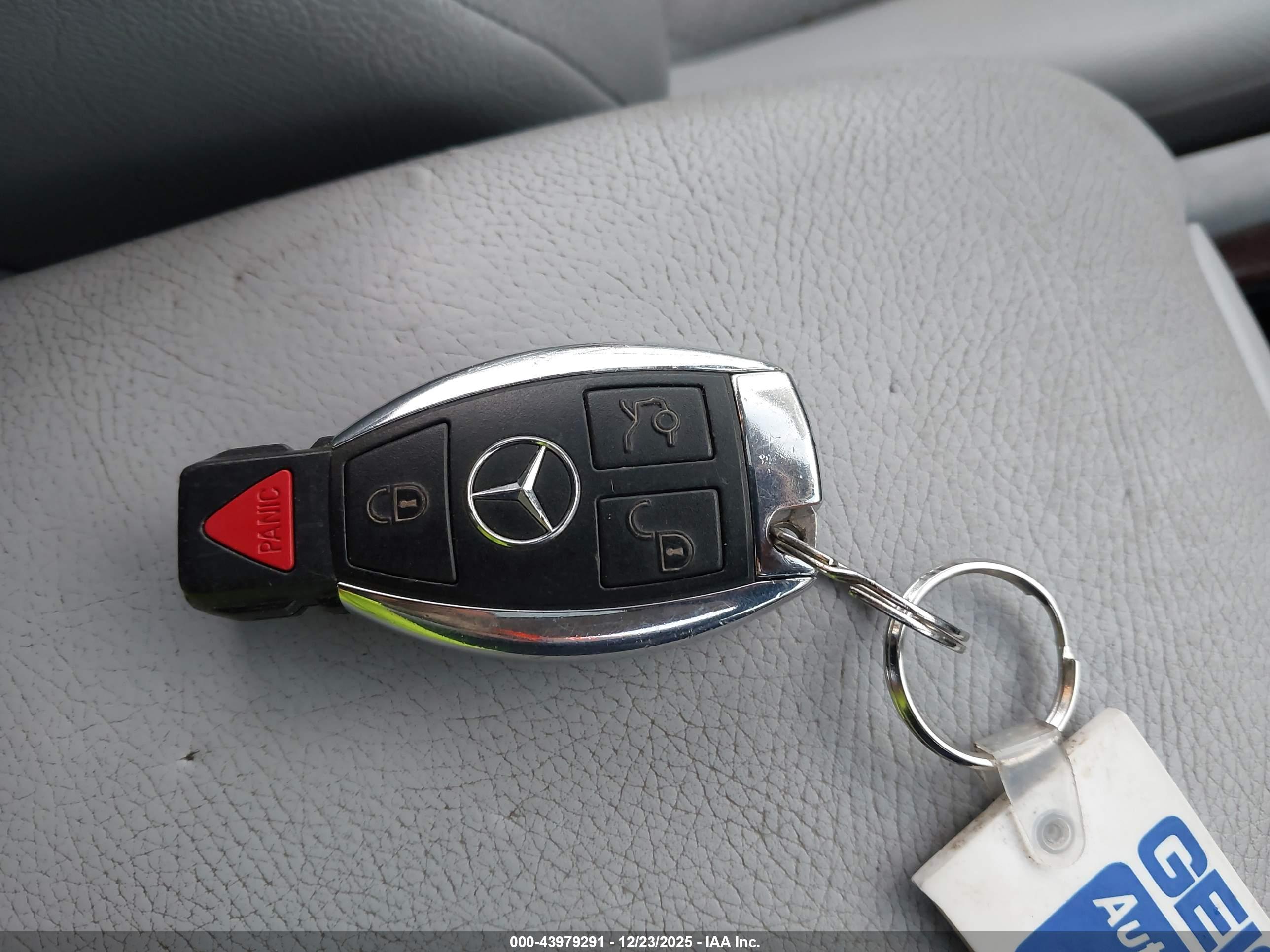 MERCEDES-BENZ C image 11