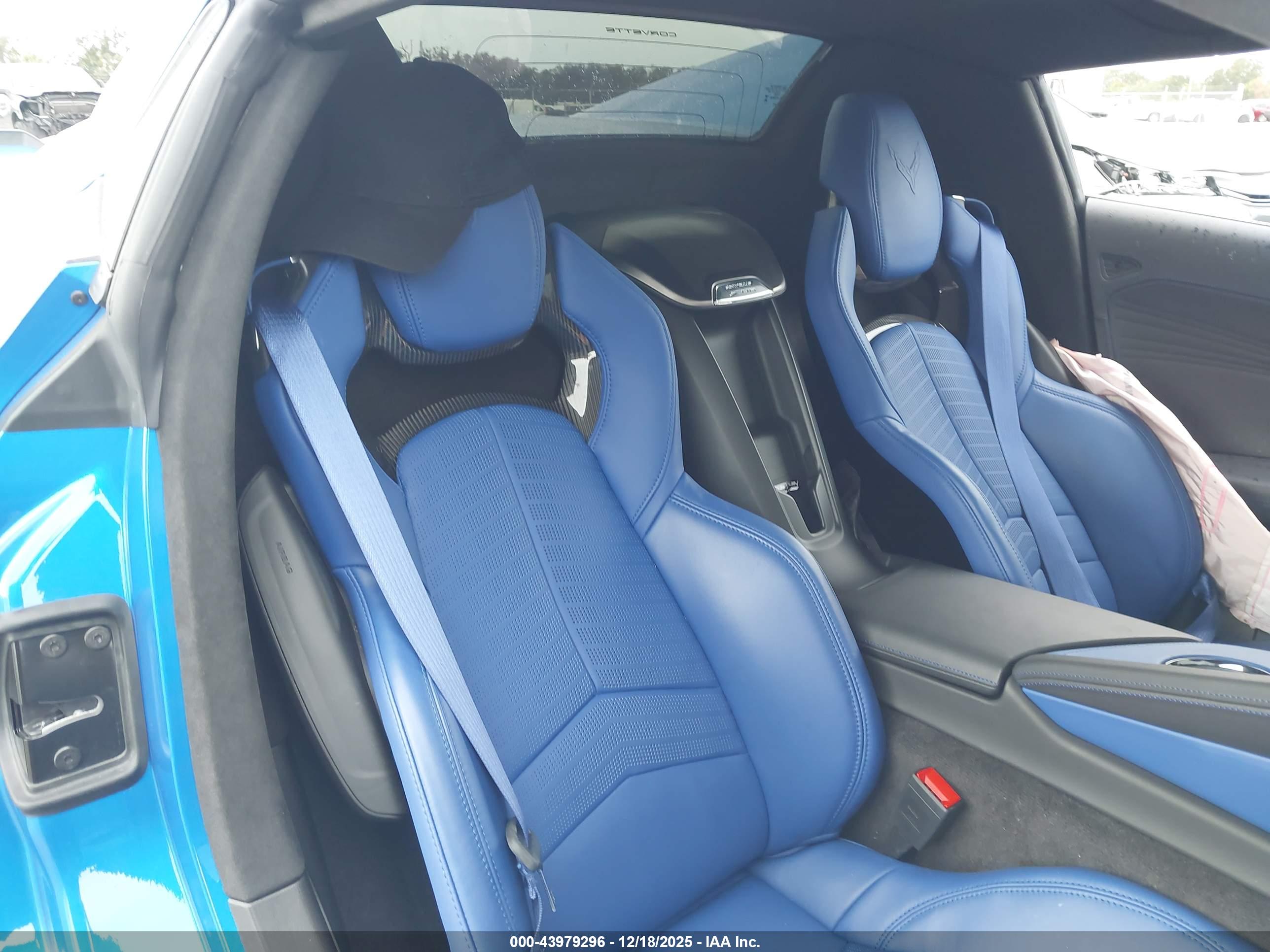 CHEVROLET CORVETTE image 8