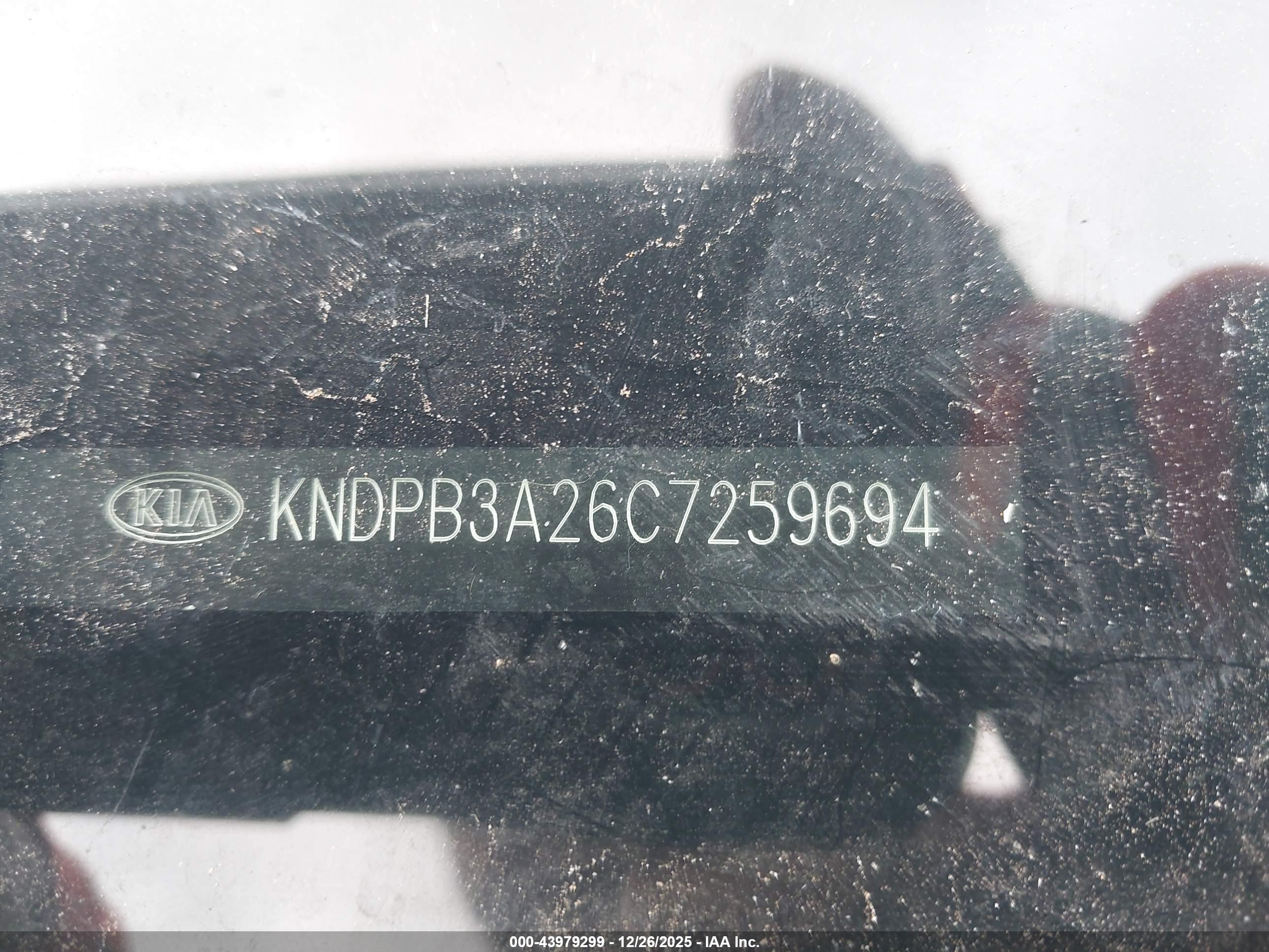 KIA SPORTAGE image 9