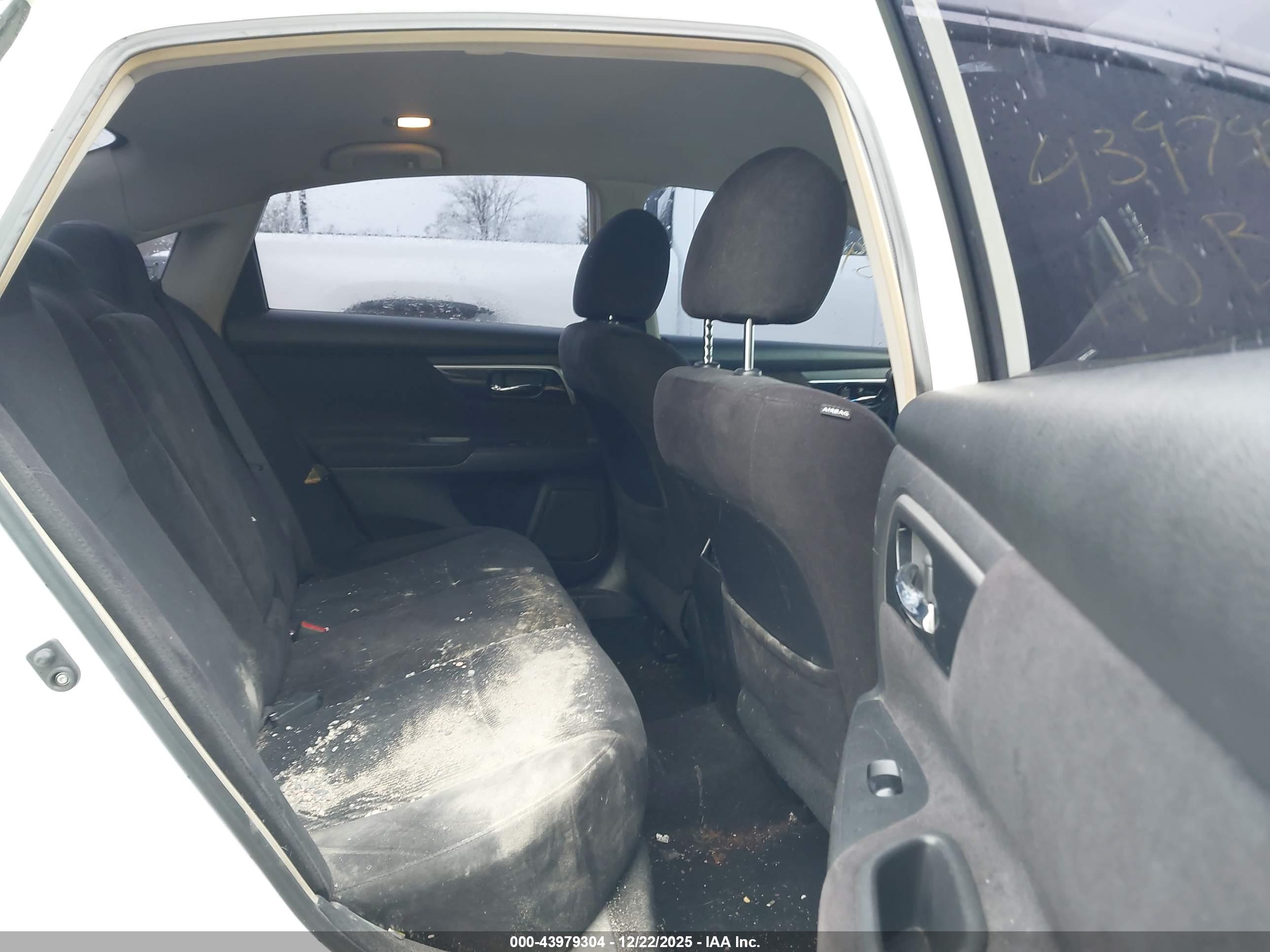 NISSAN ALTIMA image 8