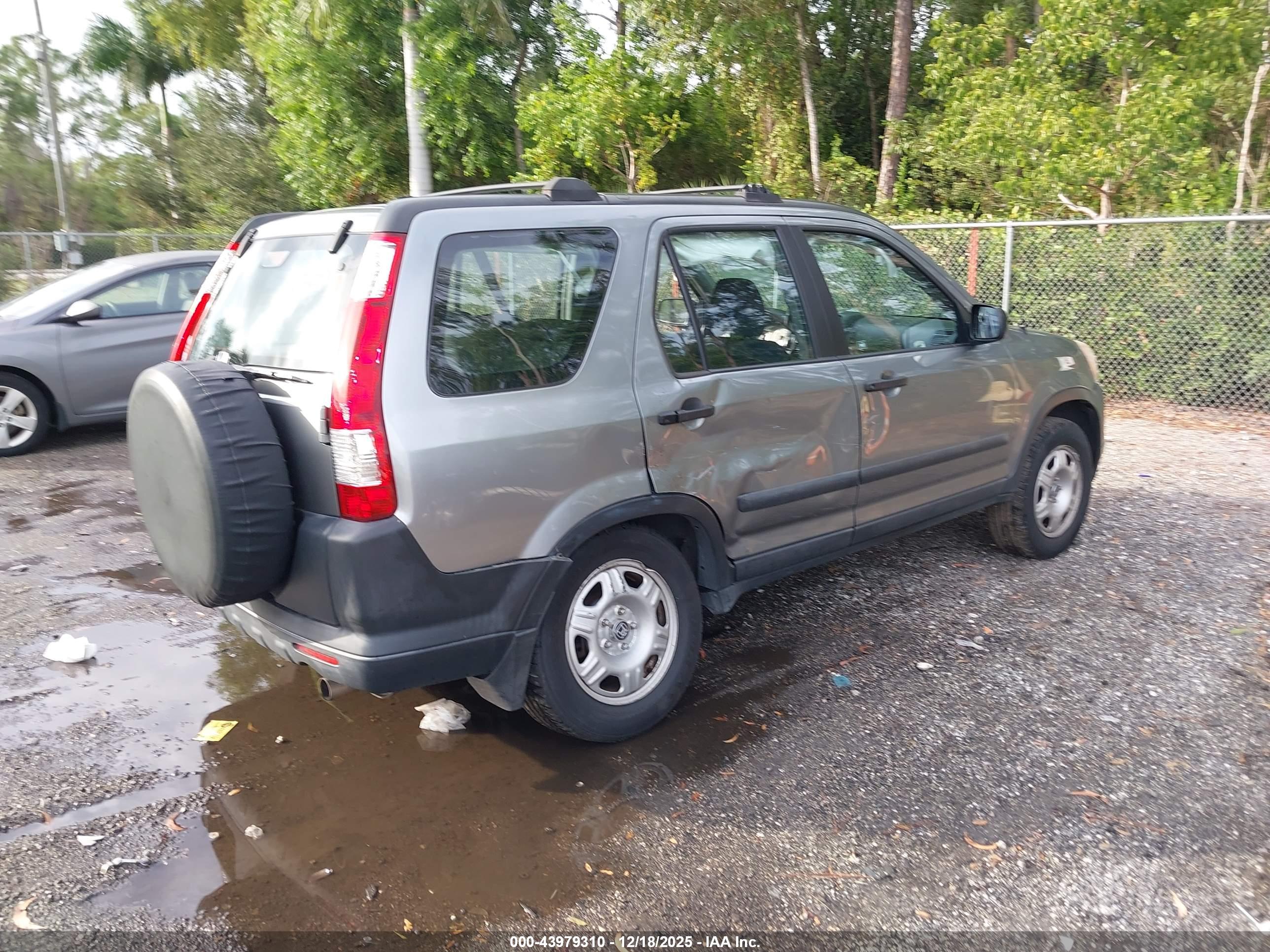HONDA CR-V image 4