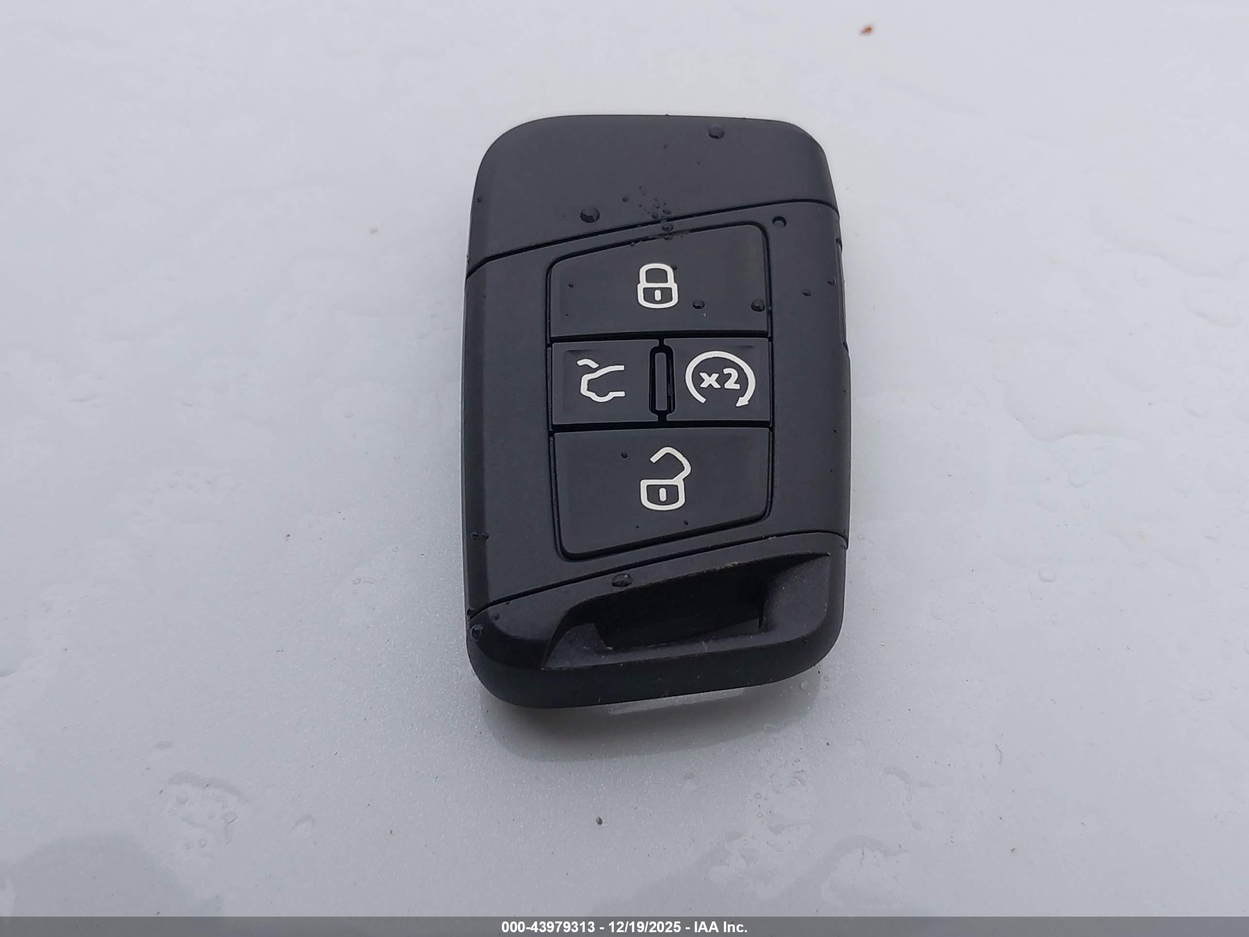 VOLKSWAGEN JETTA image 11