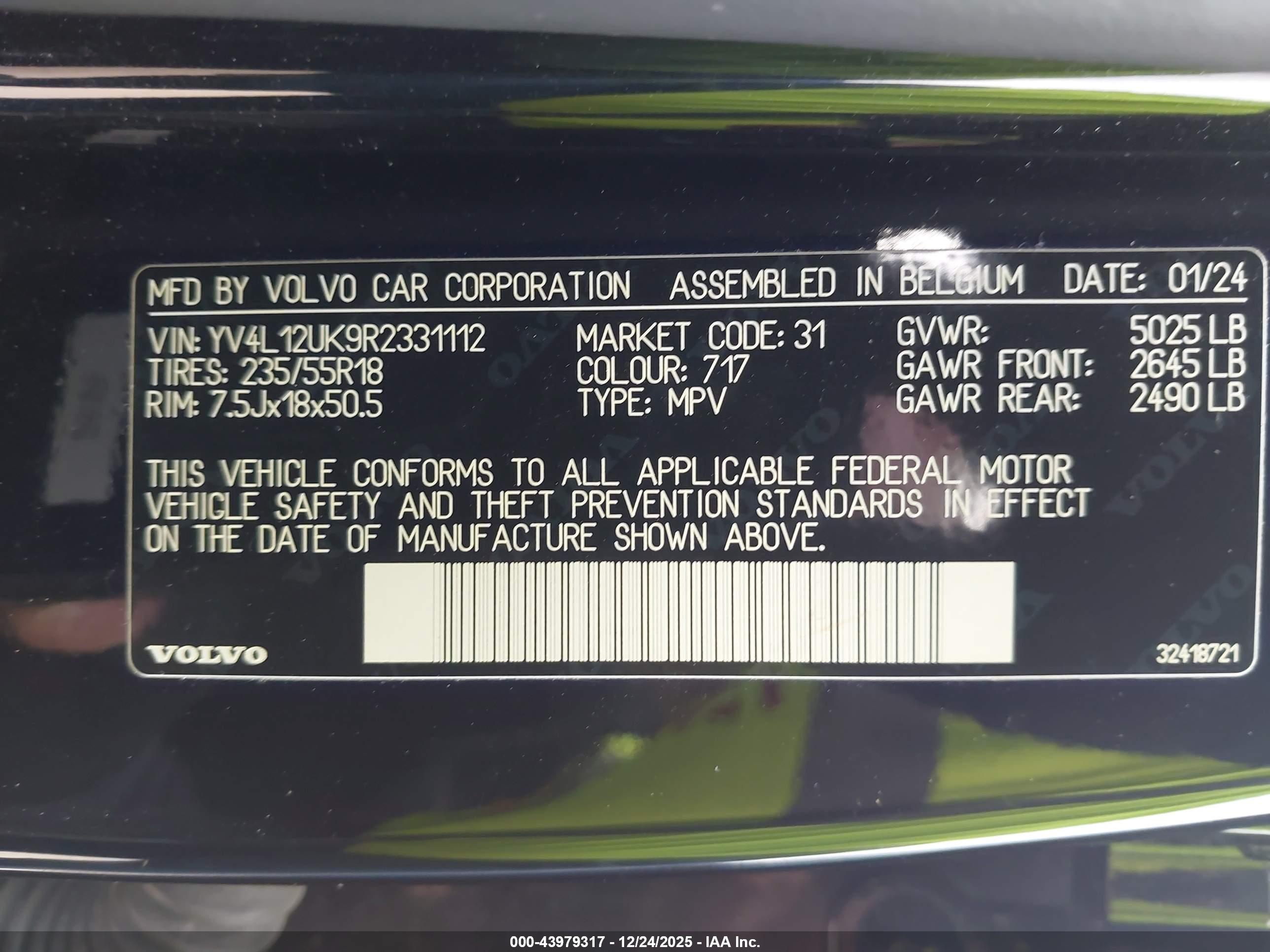 VOLVO XC40 image 9