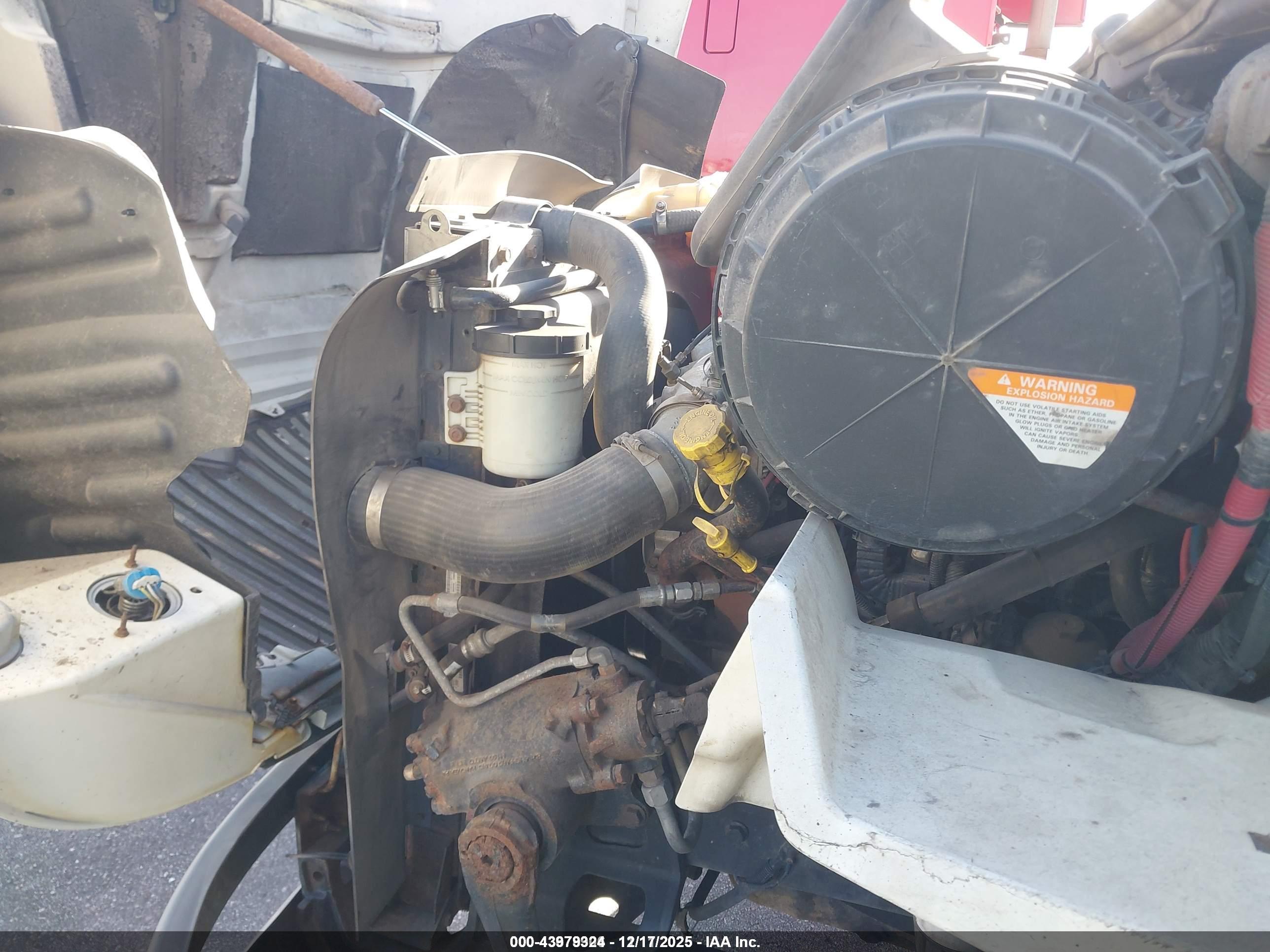 INTERNATIONAL 8000 image 10