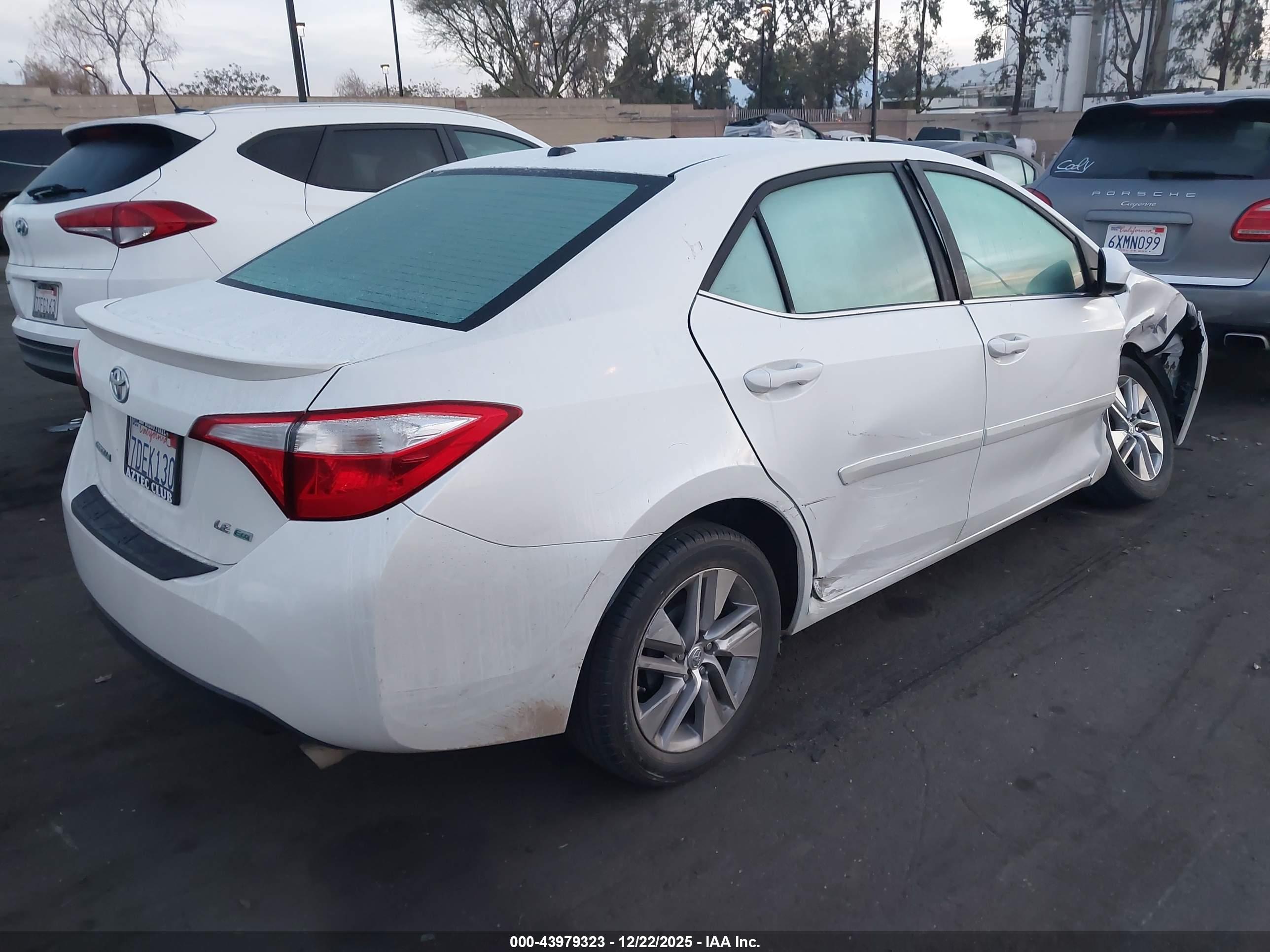 TOYOTA COROLLA image 4