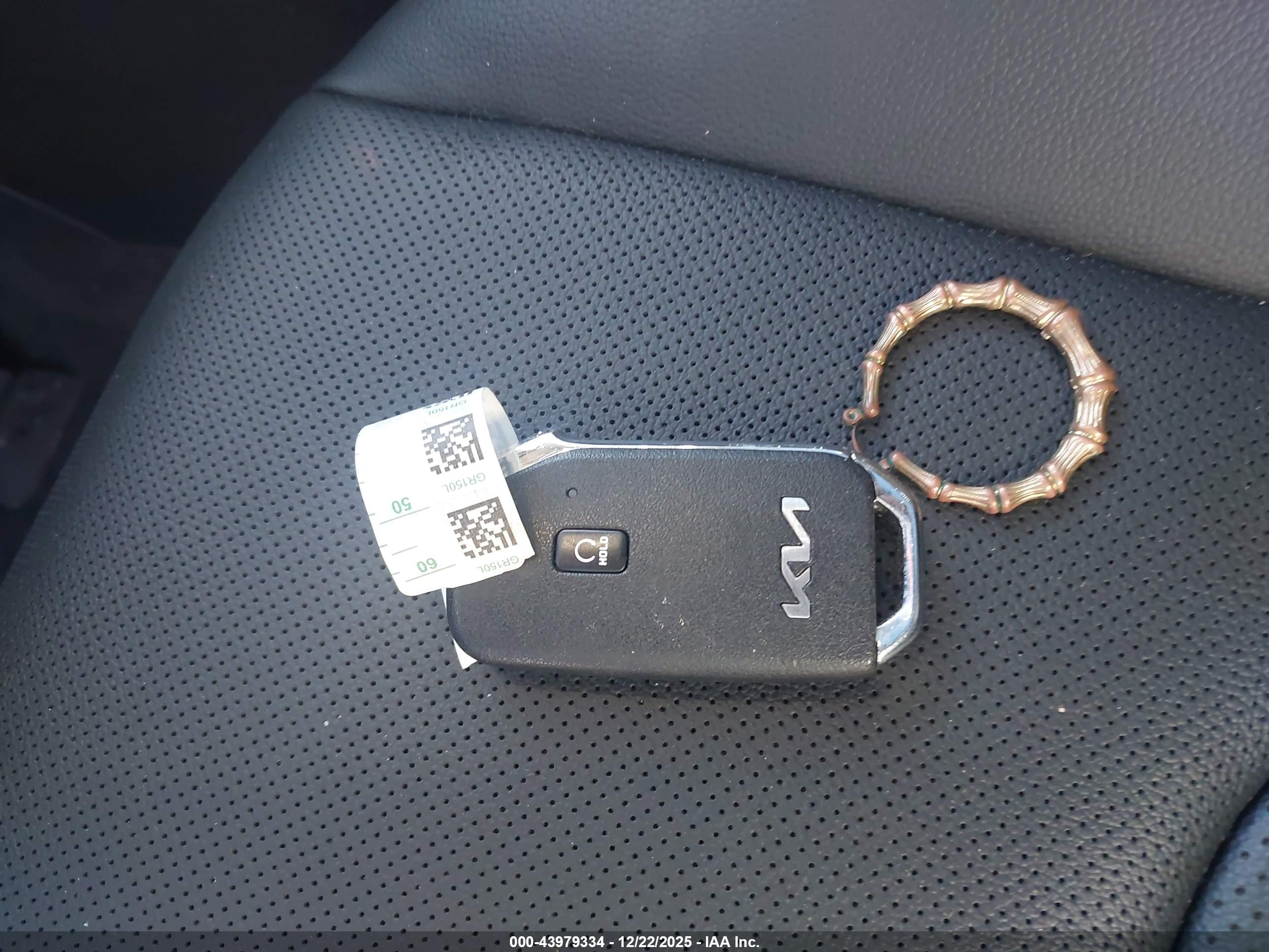 KIA SPORTAGE image 11