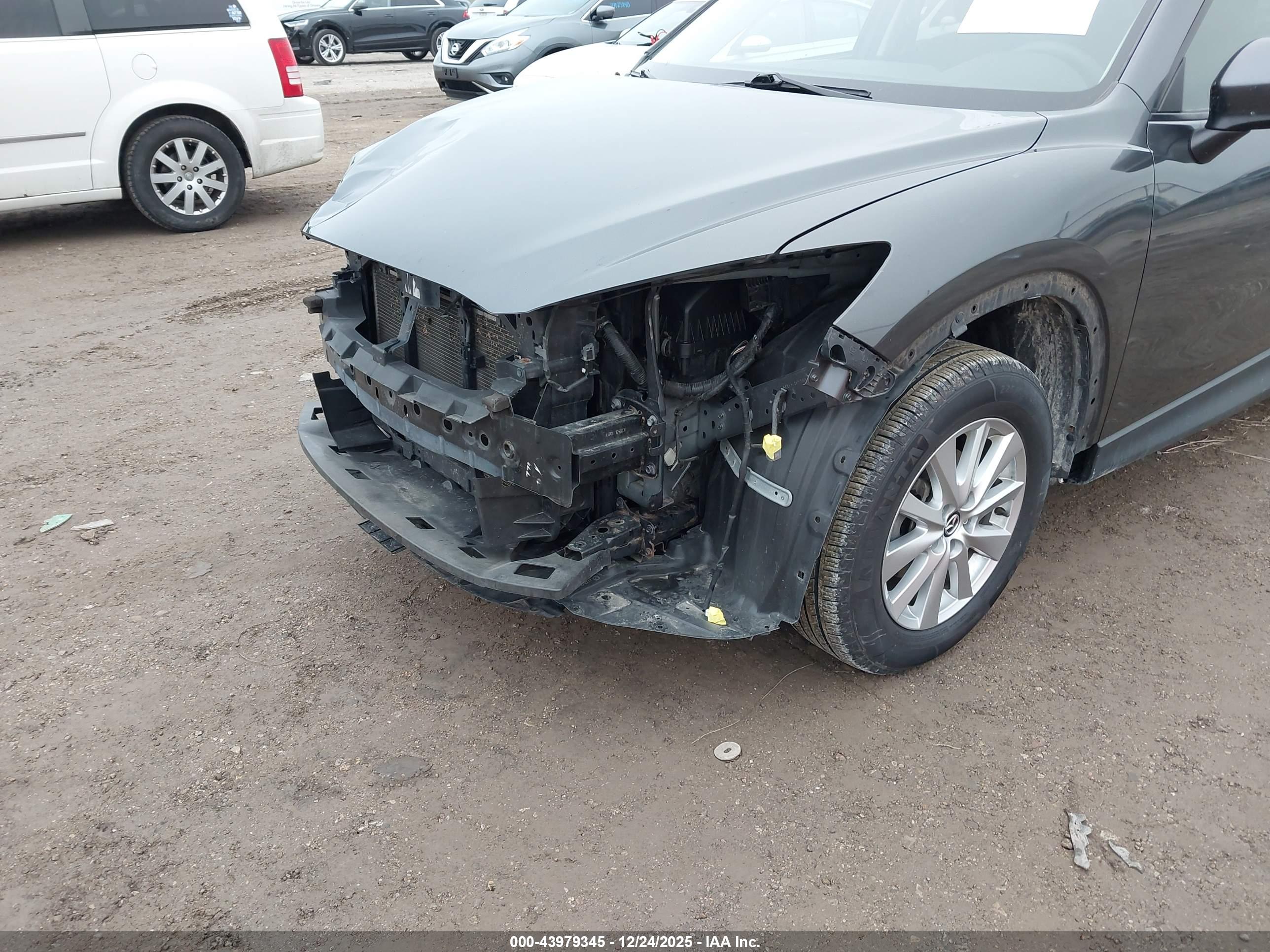 MAZDA CX-5 image 6