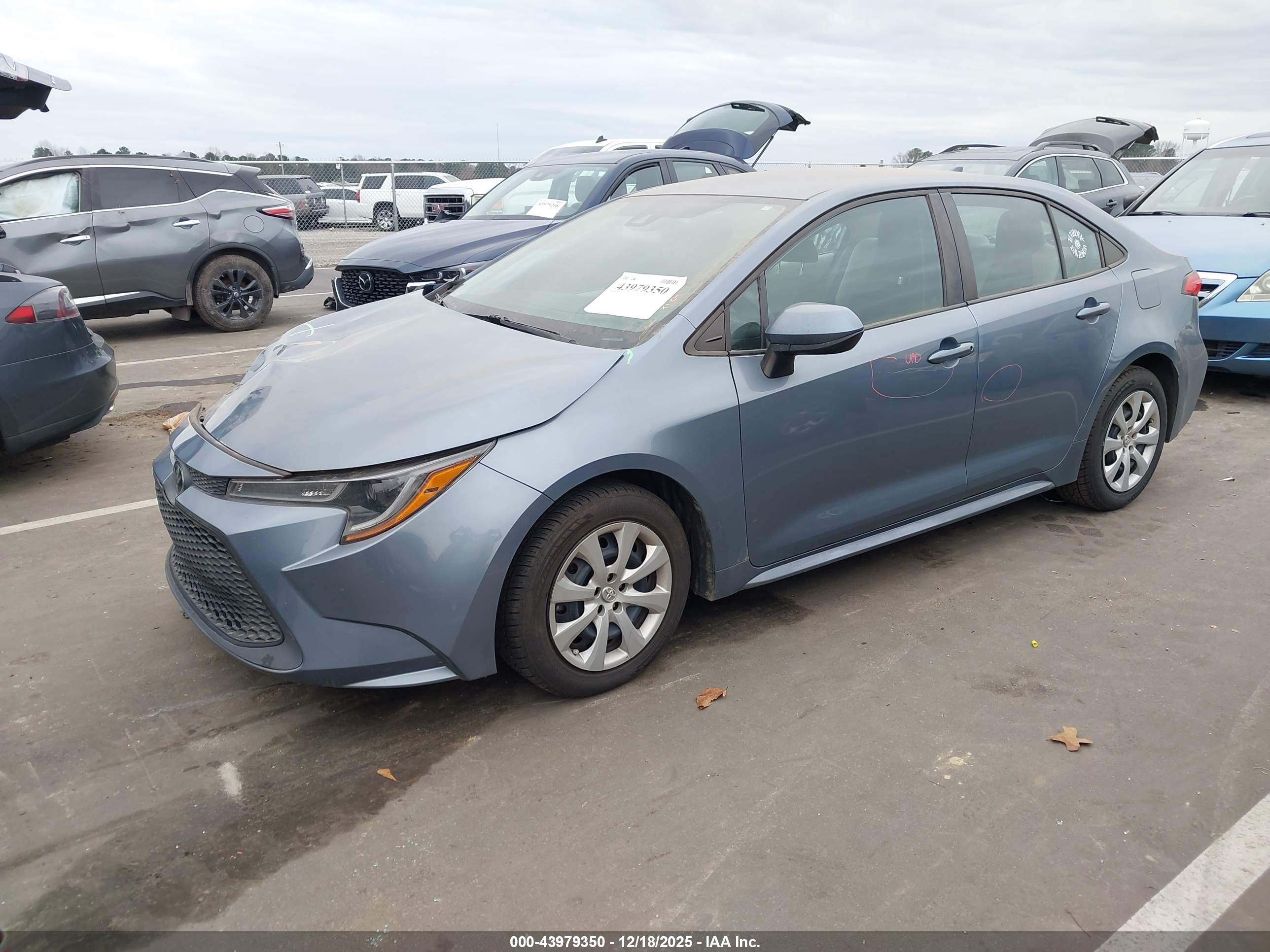 TOYOTA COROLLA image 2