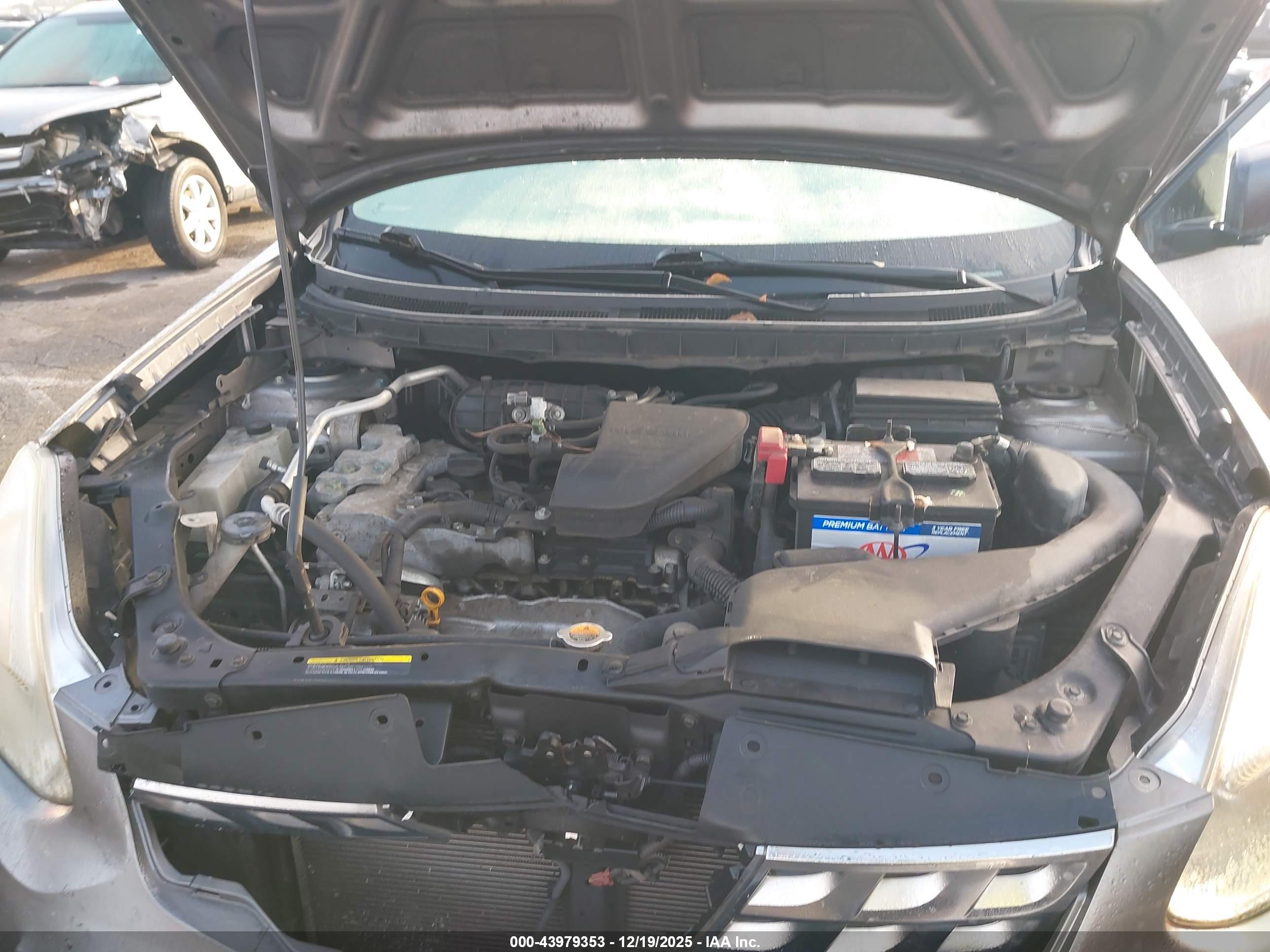 NISSAN ROGUE image 10