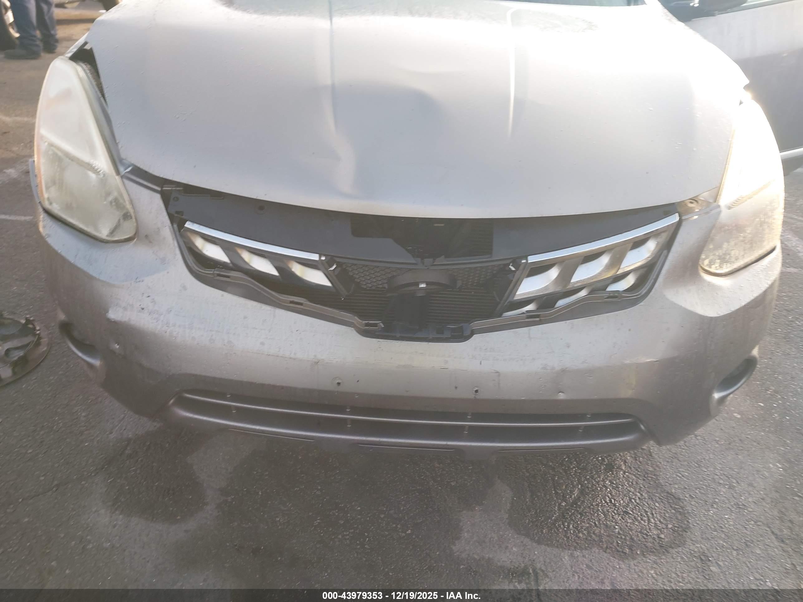 NISSAN ROGUE image 6