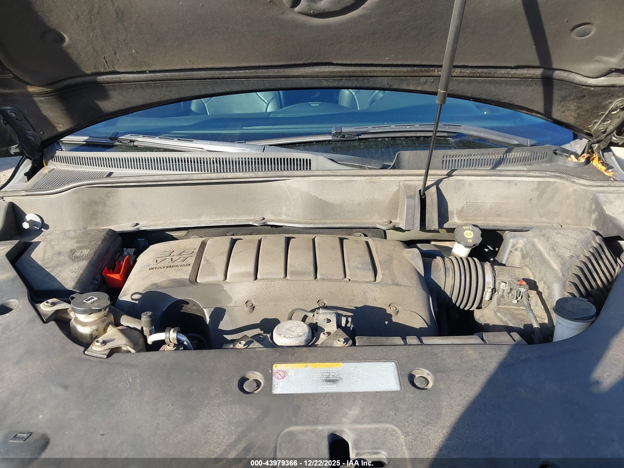 BUICK ENCLAVE image 10