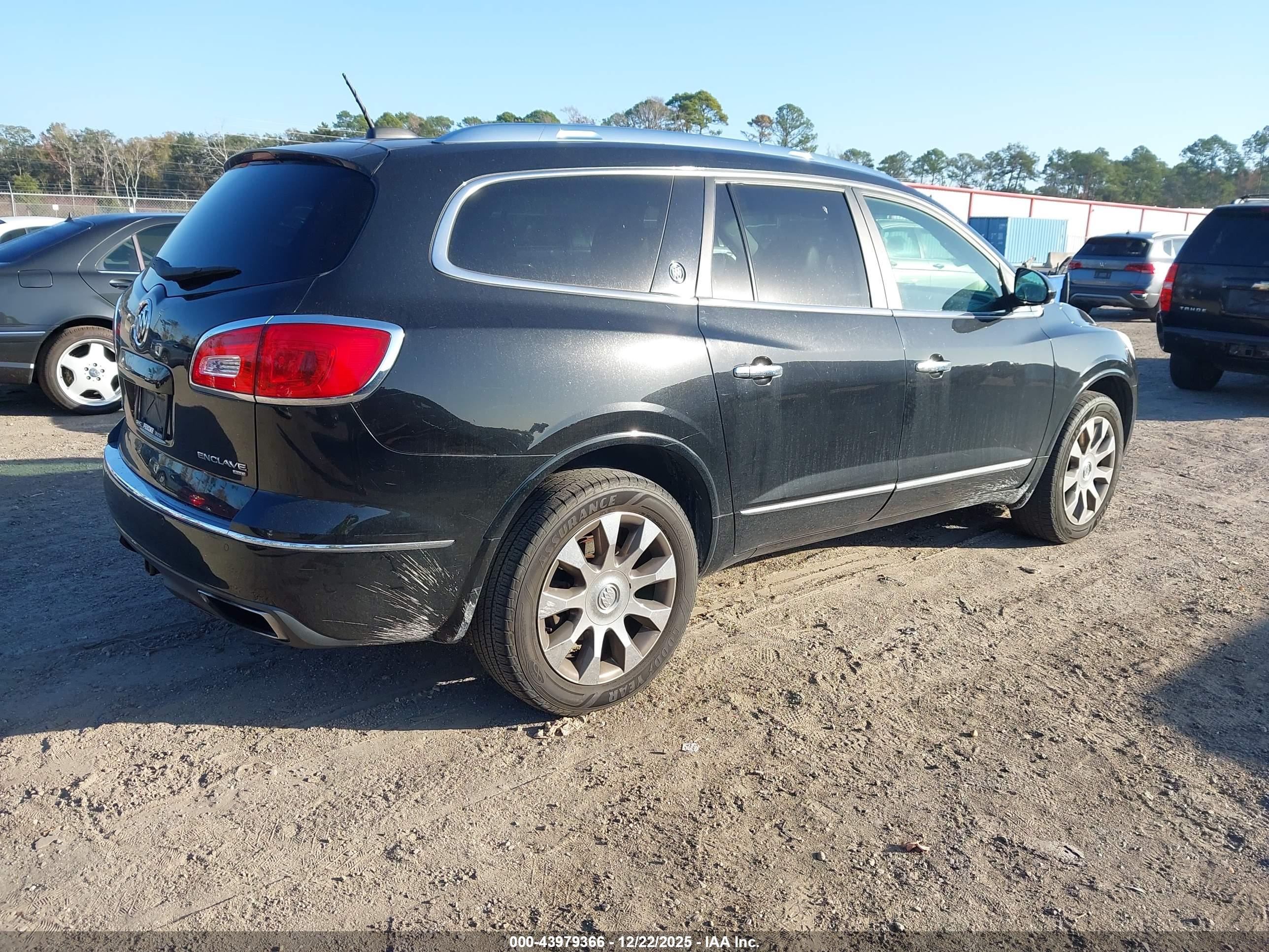 BUICK ENCLAVE image 4