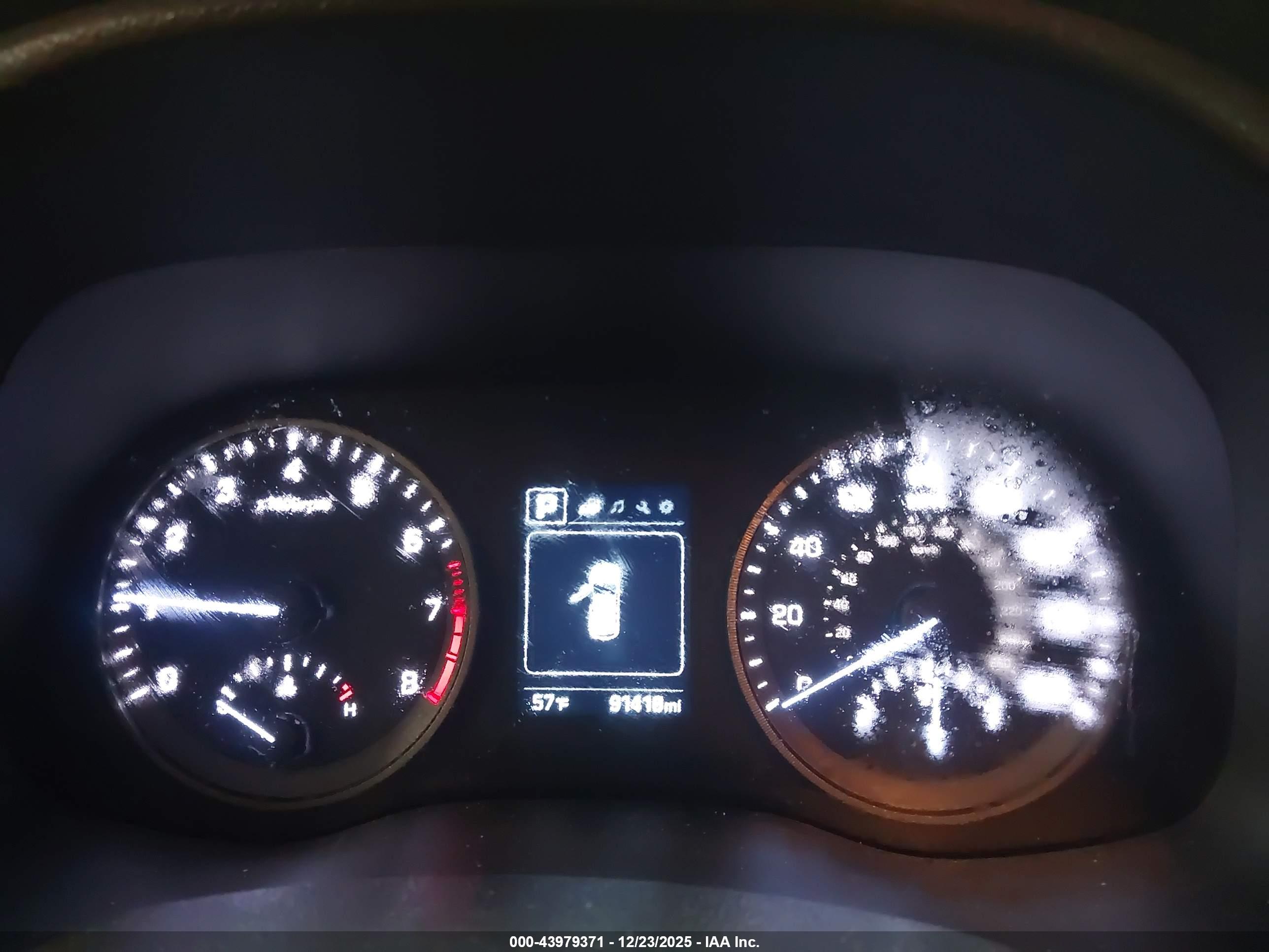 HYUNDAI TUCSON image 7